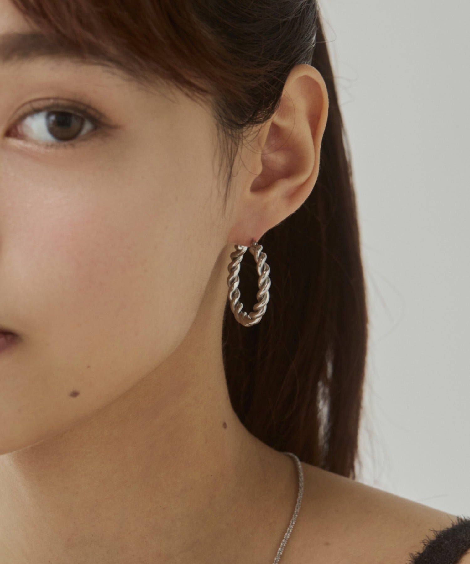 ciite' シーテ ピアス(両耳用) 【 金属アレルギー対応 】ツイストフープピアス サージカルステンレス(両耳用)
