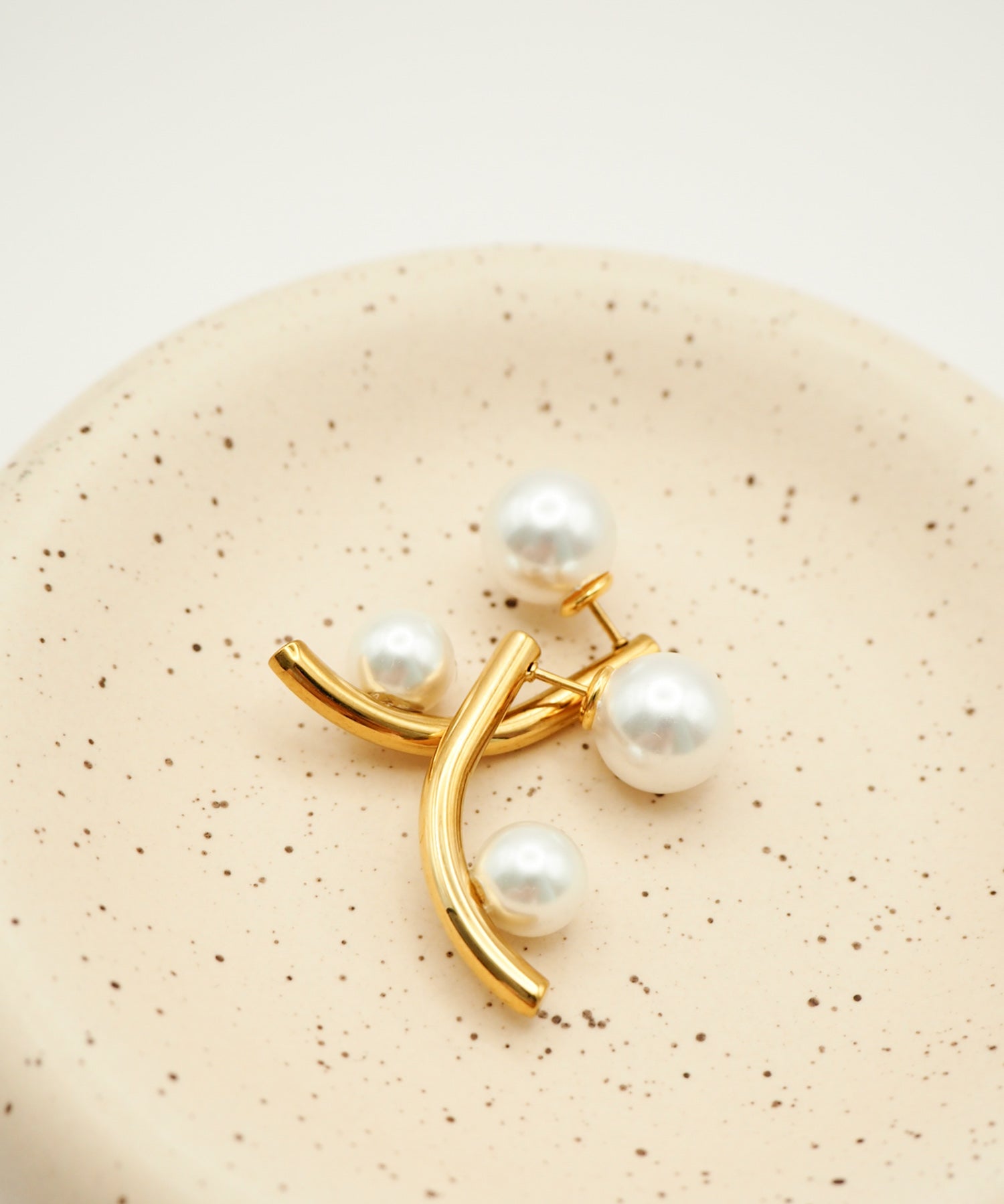 ciite' シーテ ピアス(両耳用) 【 金属アレルギー対応 】パールキャッチ デザインピアス サージカルステンレス