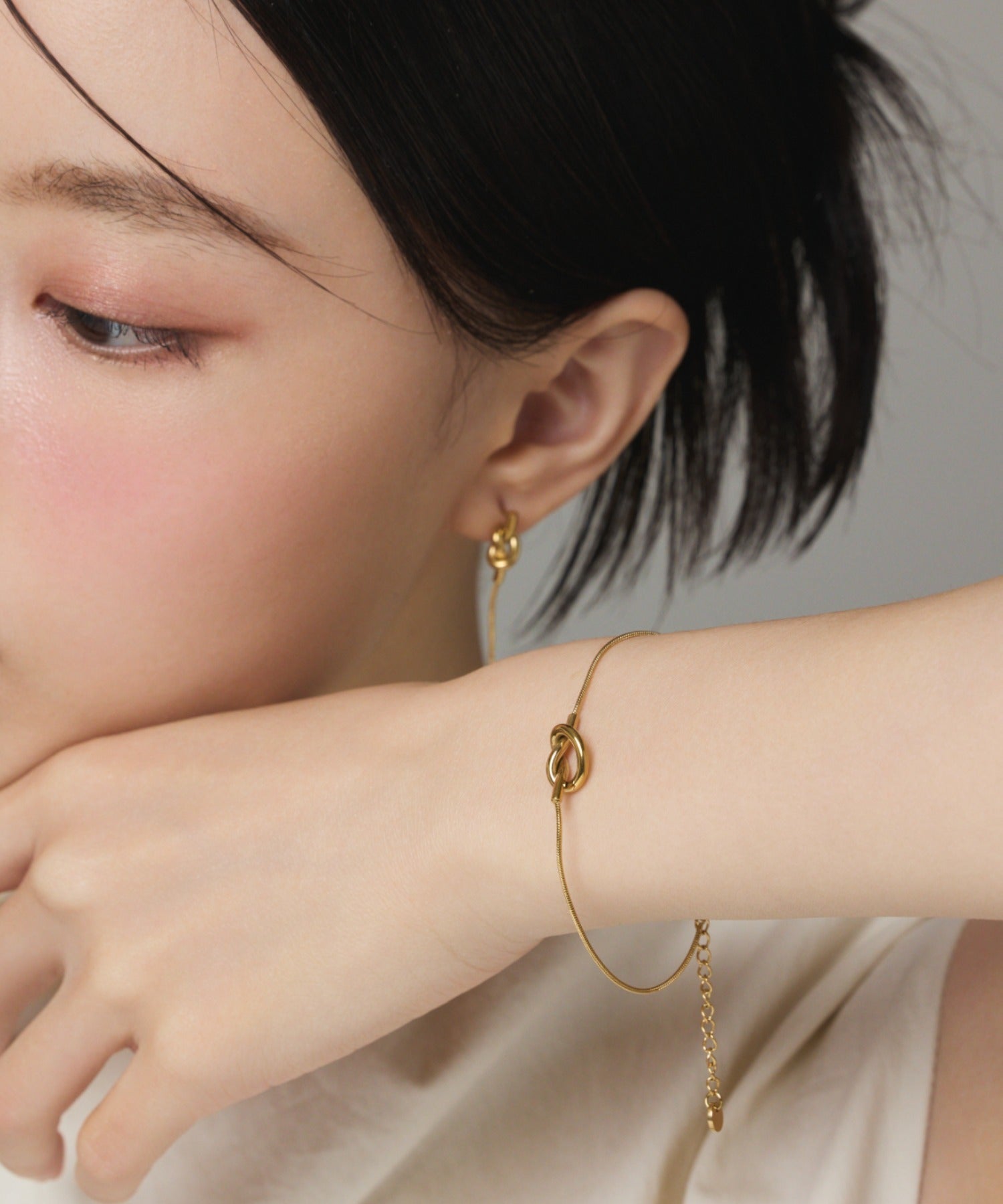 ciite' シーテ ピアス(両耳用) 【 金属アレルギー対応 】 ノットチェーンピアス サージカルステンレス (両耳用)