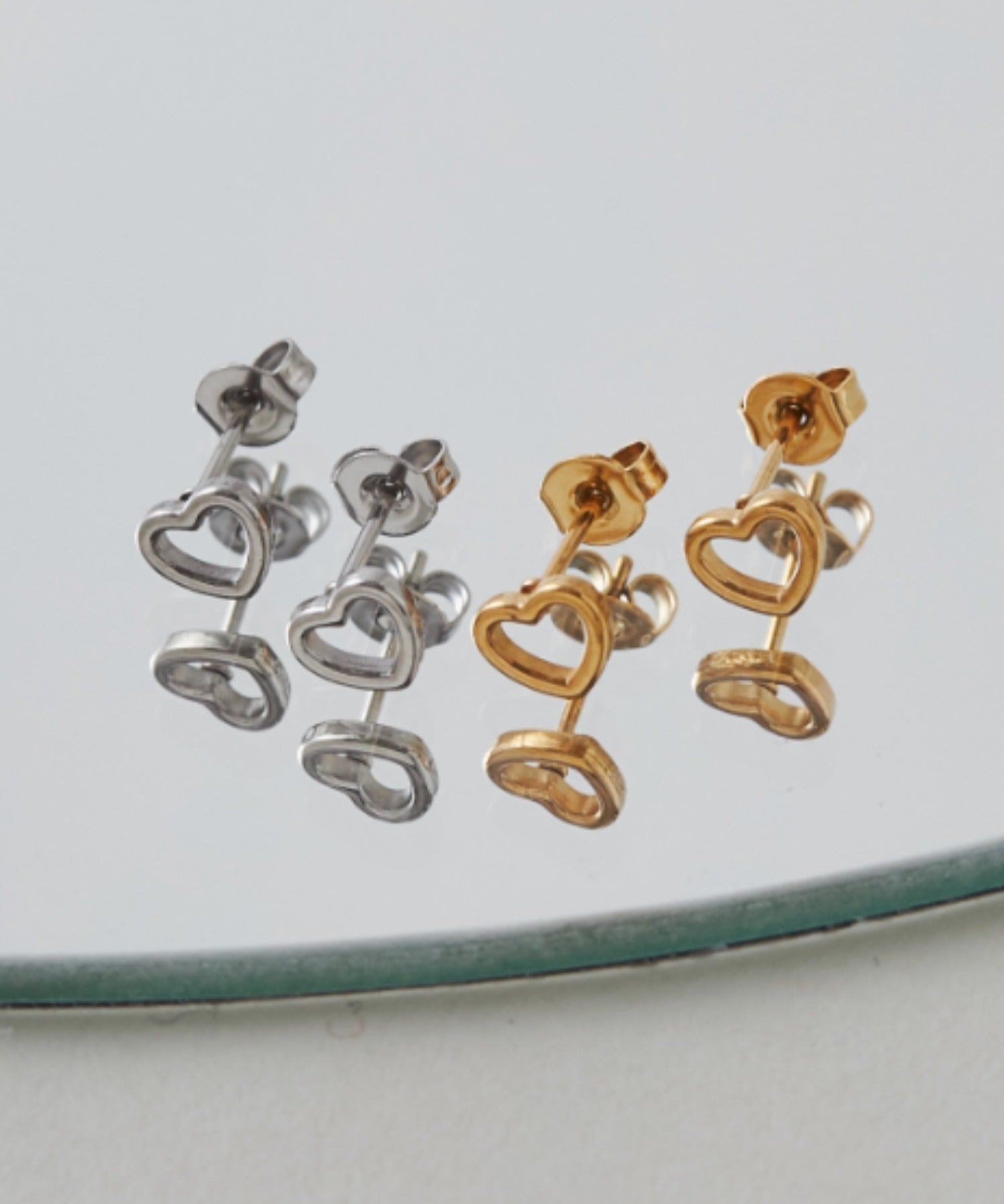 ciite' シーテ ピアス(両耳用) 【 金属アレルギー対応 】 シンプル ミニハートピアス サージカルステンレス (両耳用)