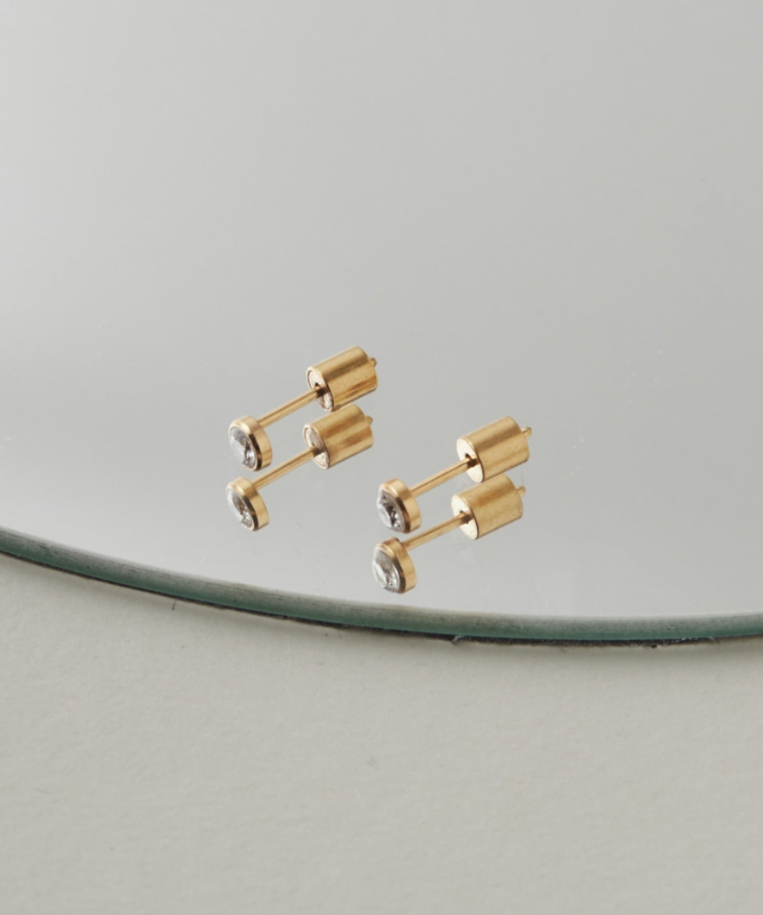ciite' シーテ ピアス(両耳用) 【 金属アレルギー対応 】 ビジューサークル ミニピアス サージカルステンレス (両耳用)