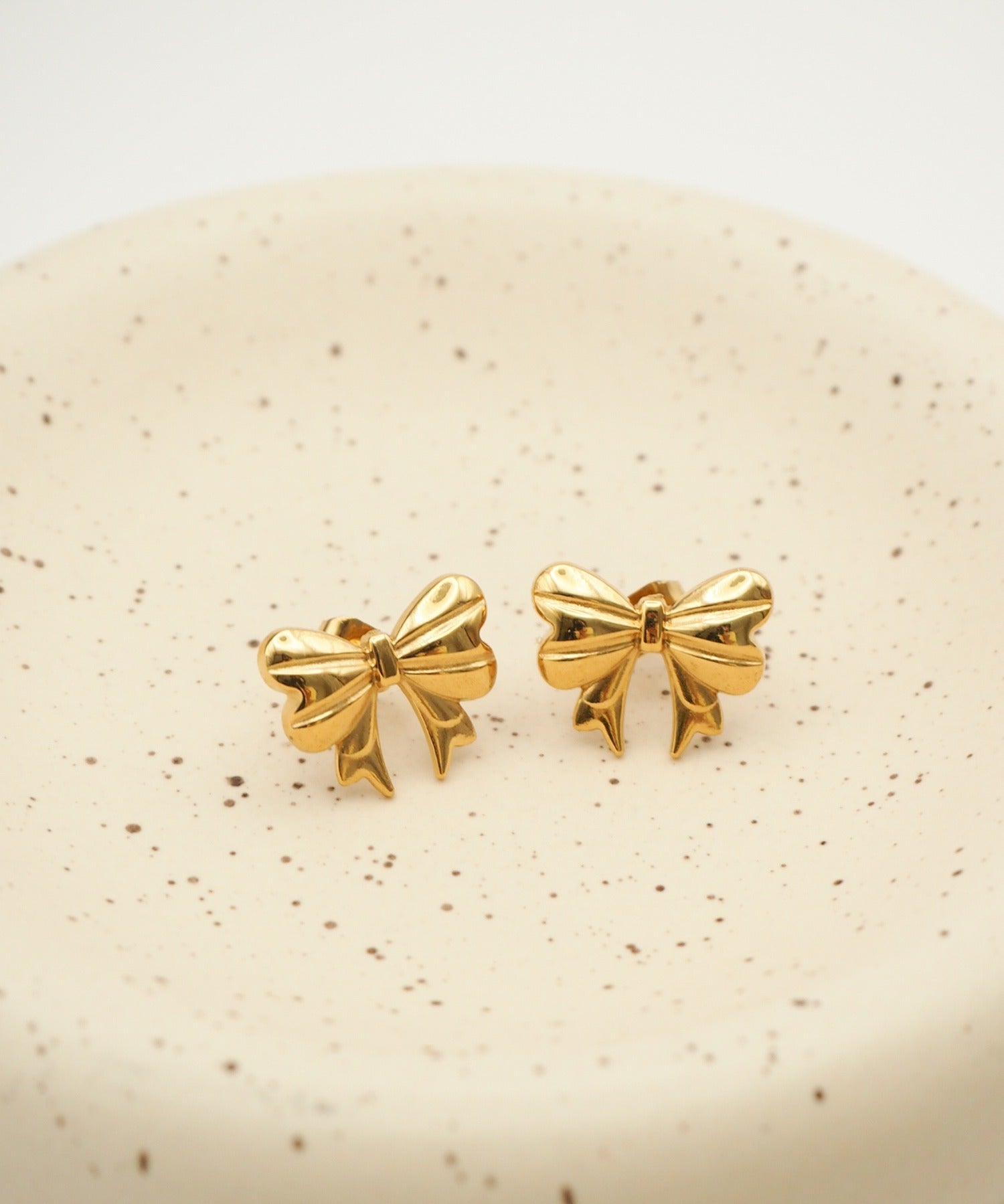 ciite' シーテ ピアス(両耳用) 【 金属アレルギー対応 】 リボンモチーフピアス サージカルステンレス (両耳用)