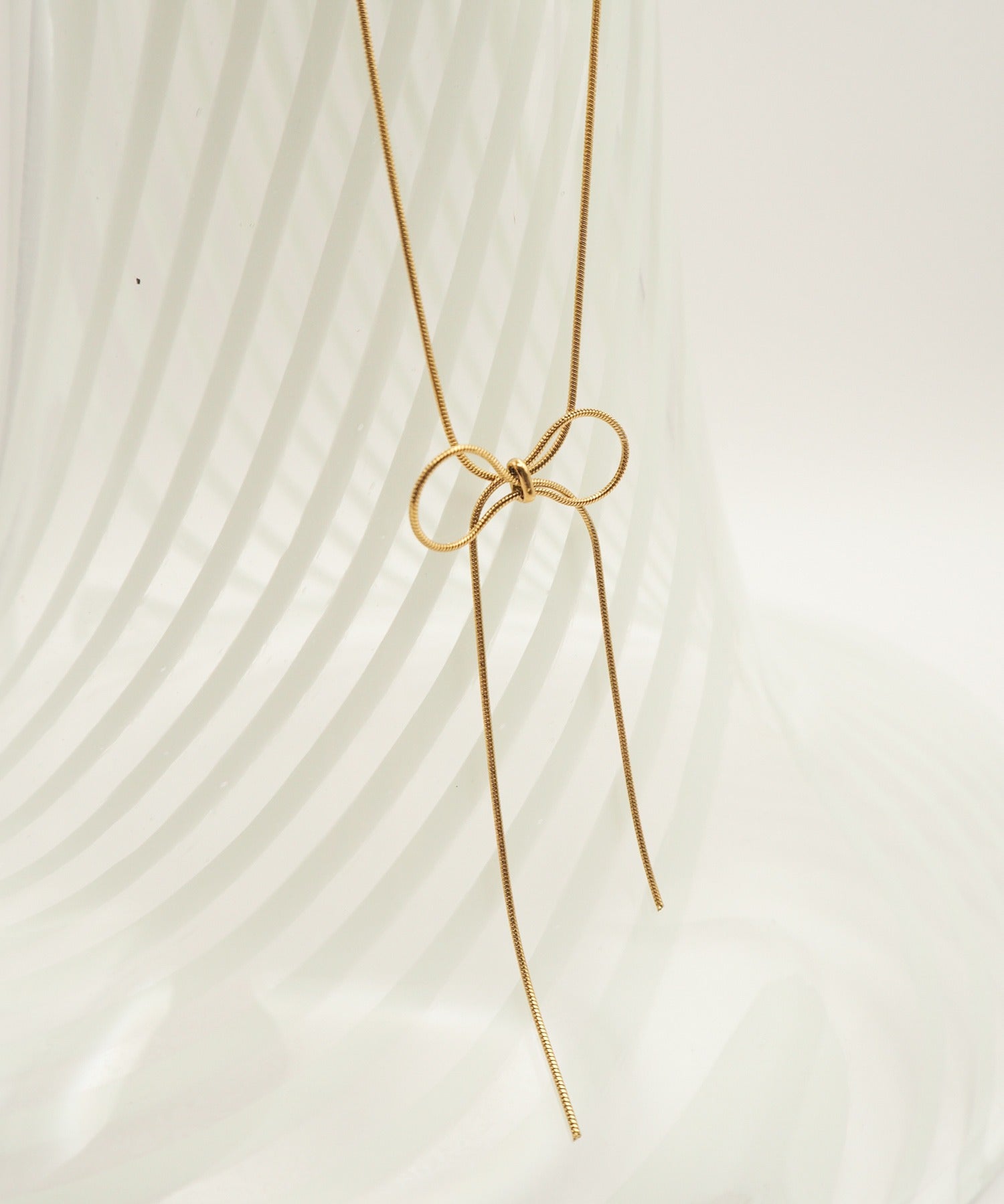 ciite' シーテ ネックレス 【 金属アレルギー対応 】 simple ribbon necklace / シンプル リボン ネックレス サージカルステンレス