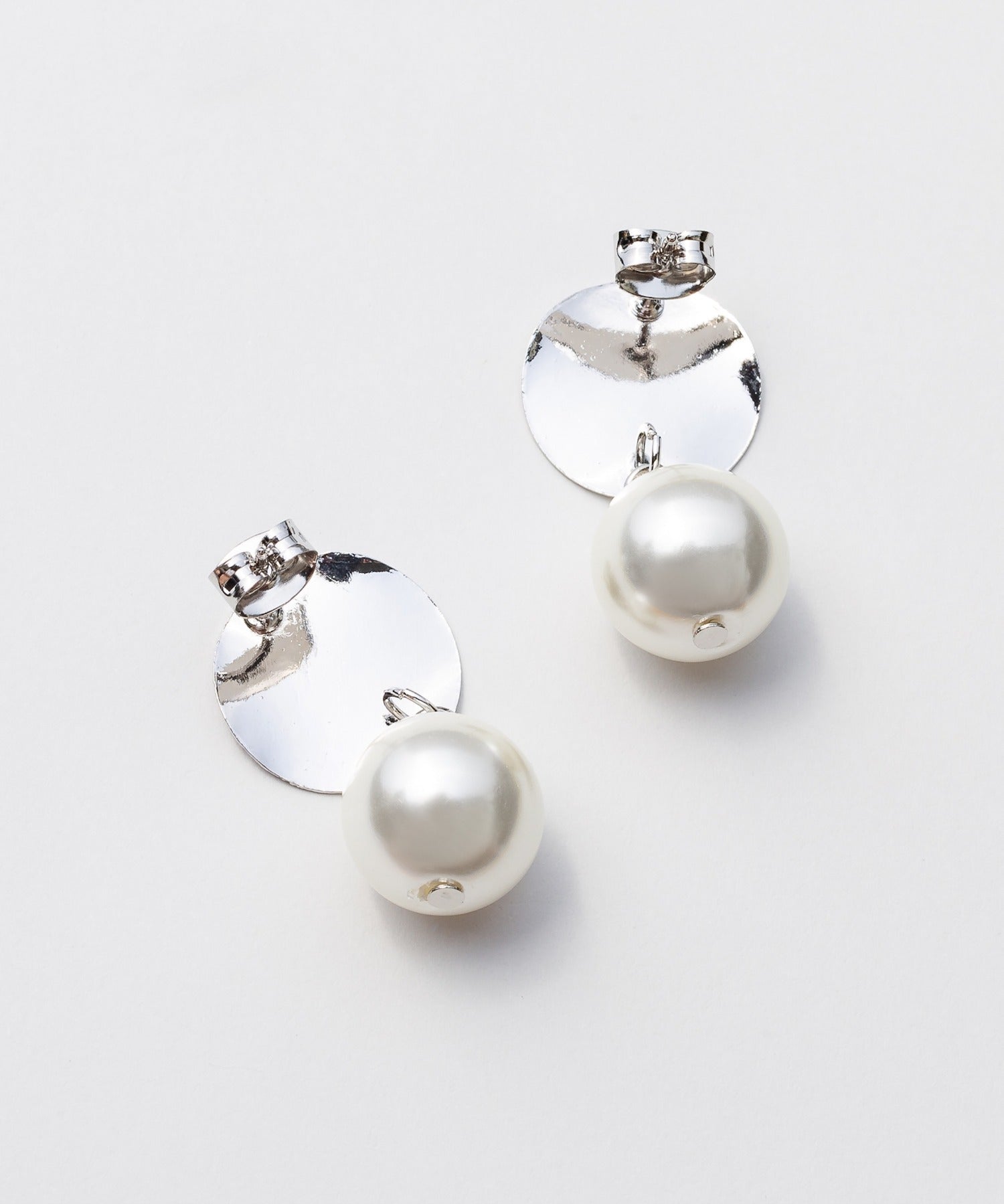 ciite' シーテ ピアス(両耳用) 梨地プレート × パールピアス (両耳用)