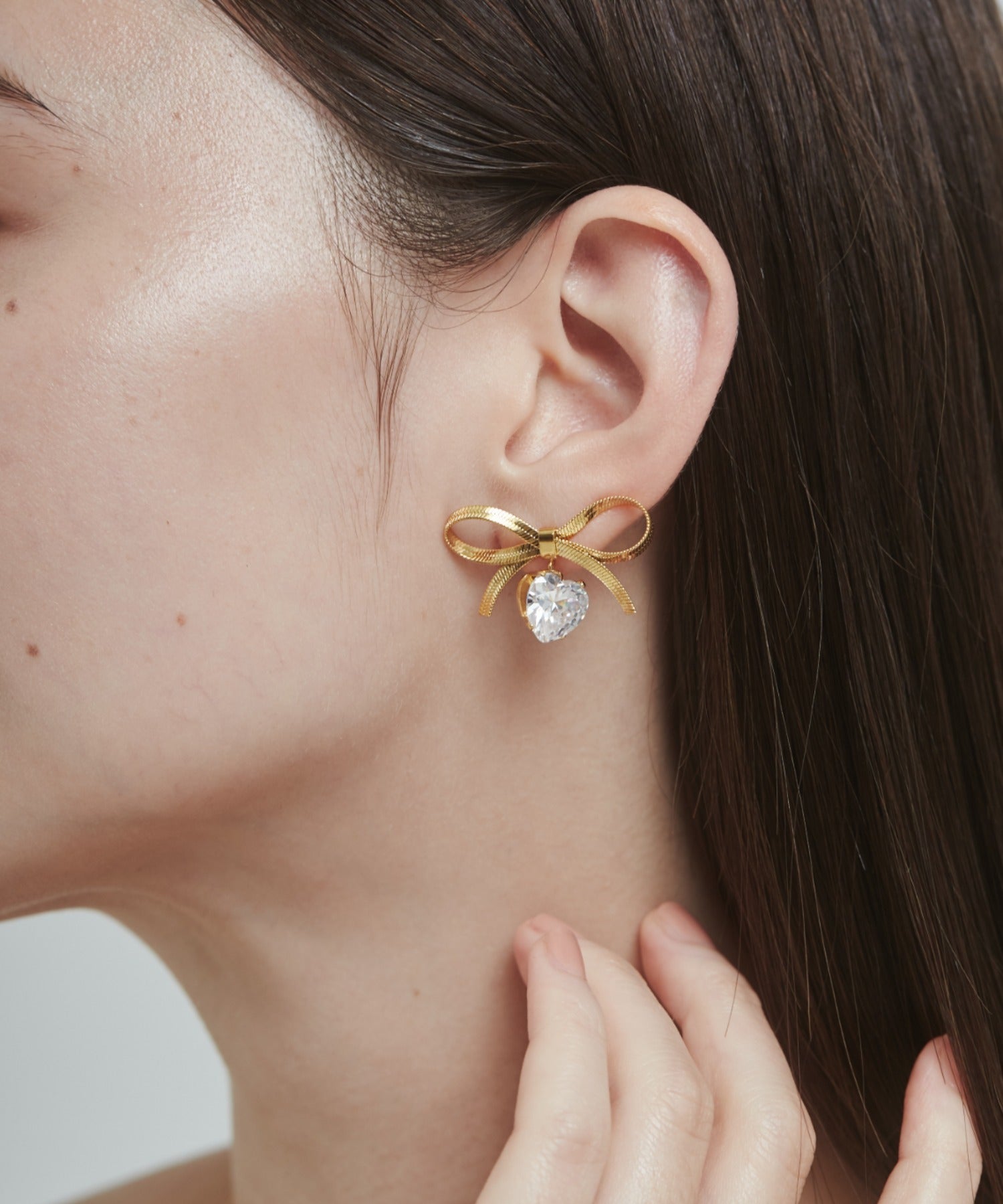 ciite' シーテ ピアス(両耳用) 【 金属アレルギー対応 】 ビジューリボンピアス サージカルステンレス (両耳用) ゴールド FREE