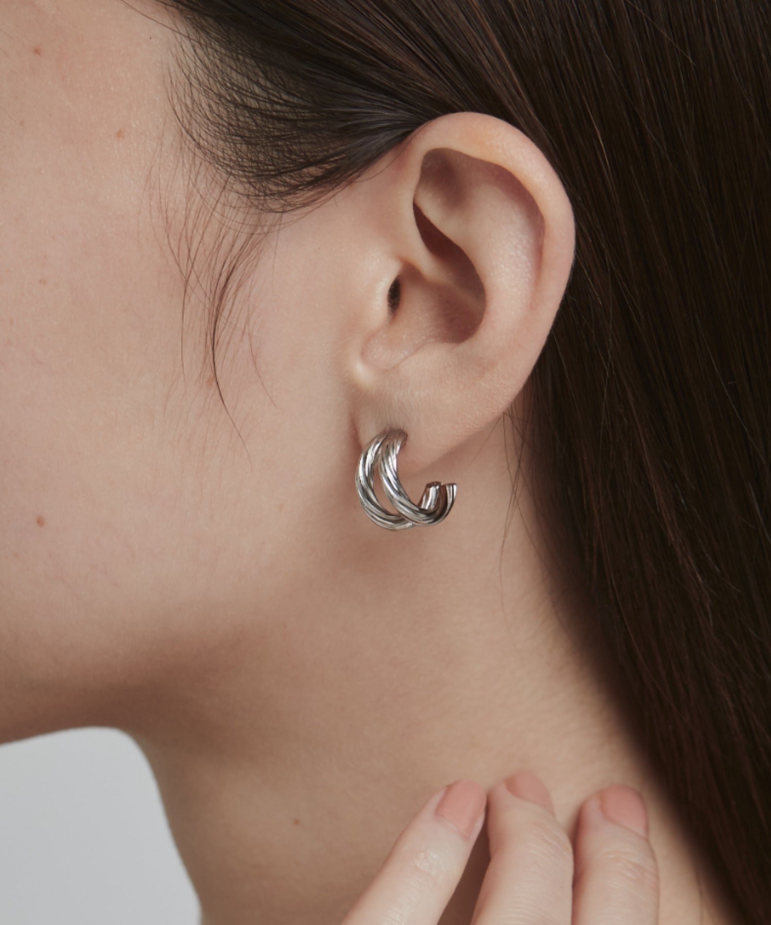 ciite' シーテ ピアス(両耳用) 【 金属アレルギー対応 】 ダブルライン ツイストフープピアス サージカルステンレス (両耳用) シルバー FREE