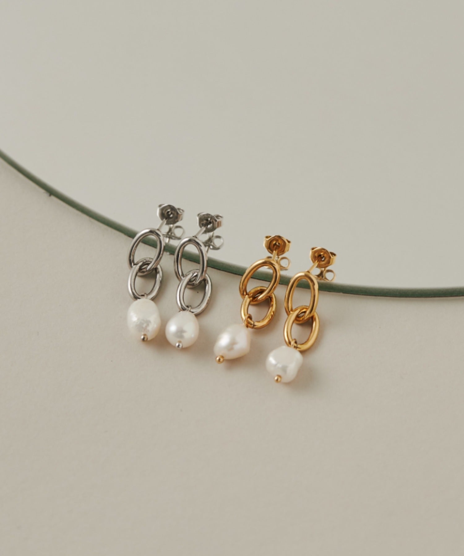 ciite' シーテ ピアス(両耳用) 【 金属アレルギー対応 】 モチーフ淡水パールピアス サージカルステンレス (両耳用)