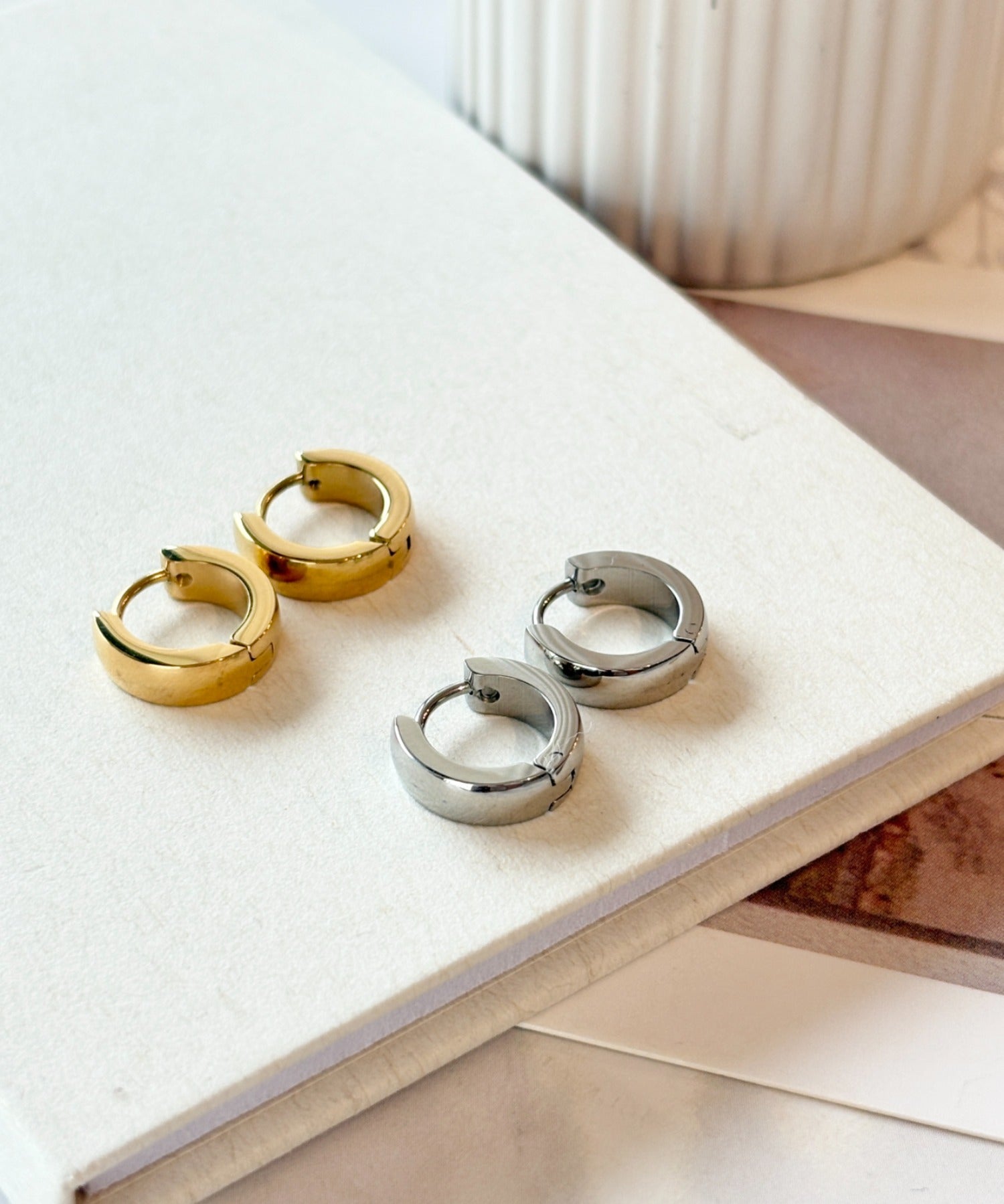 ciite' シーテ ピアス（両耳用） 【 金属アレルギー対応 】シンプルフープピアス サージカルステンレス（両耳用）