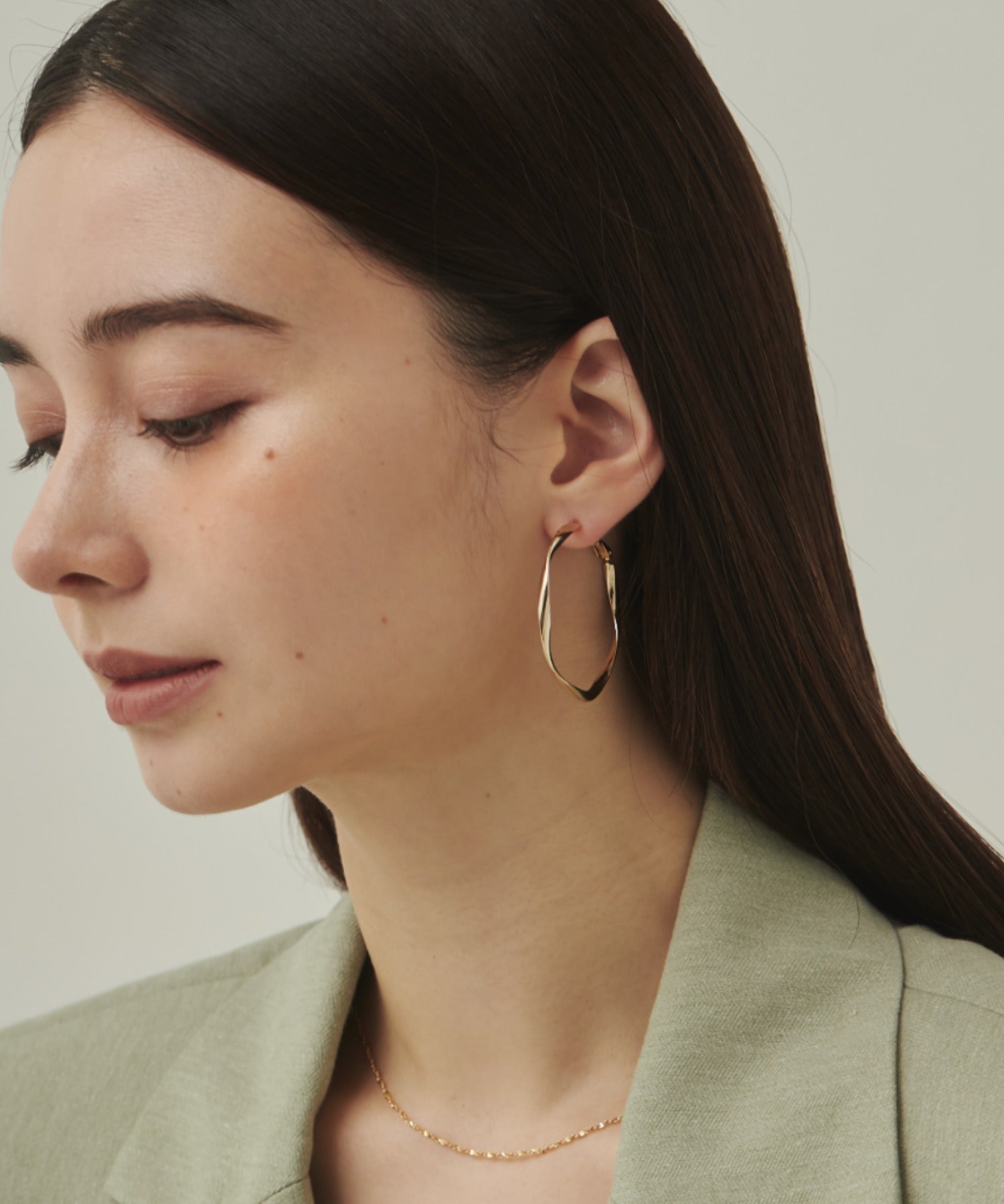 ciite' シーテ ピアス（両耳用） 【 金属アレルギー対応 】大ぶり ねじれフープピアス (両耳用) サージカルステンレス