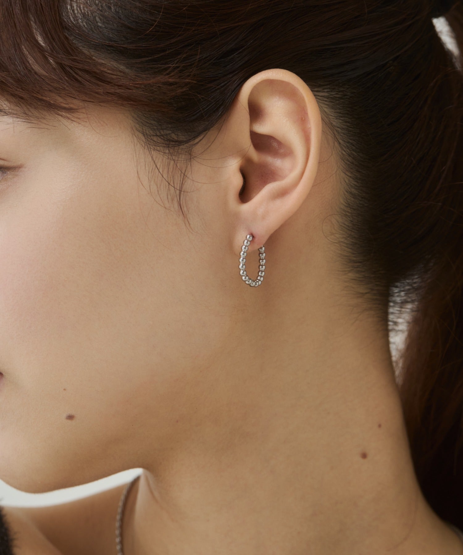 ciite' シーテ ピアス（両耳用） 【 金属アレルギー対応 】ボールモチーフ フープピアス サージカルステンレス（両耳用）