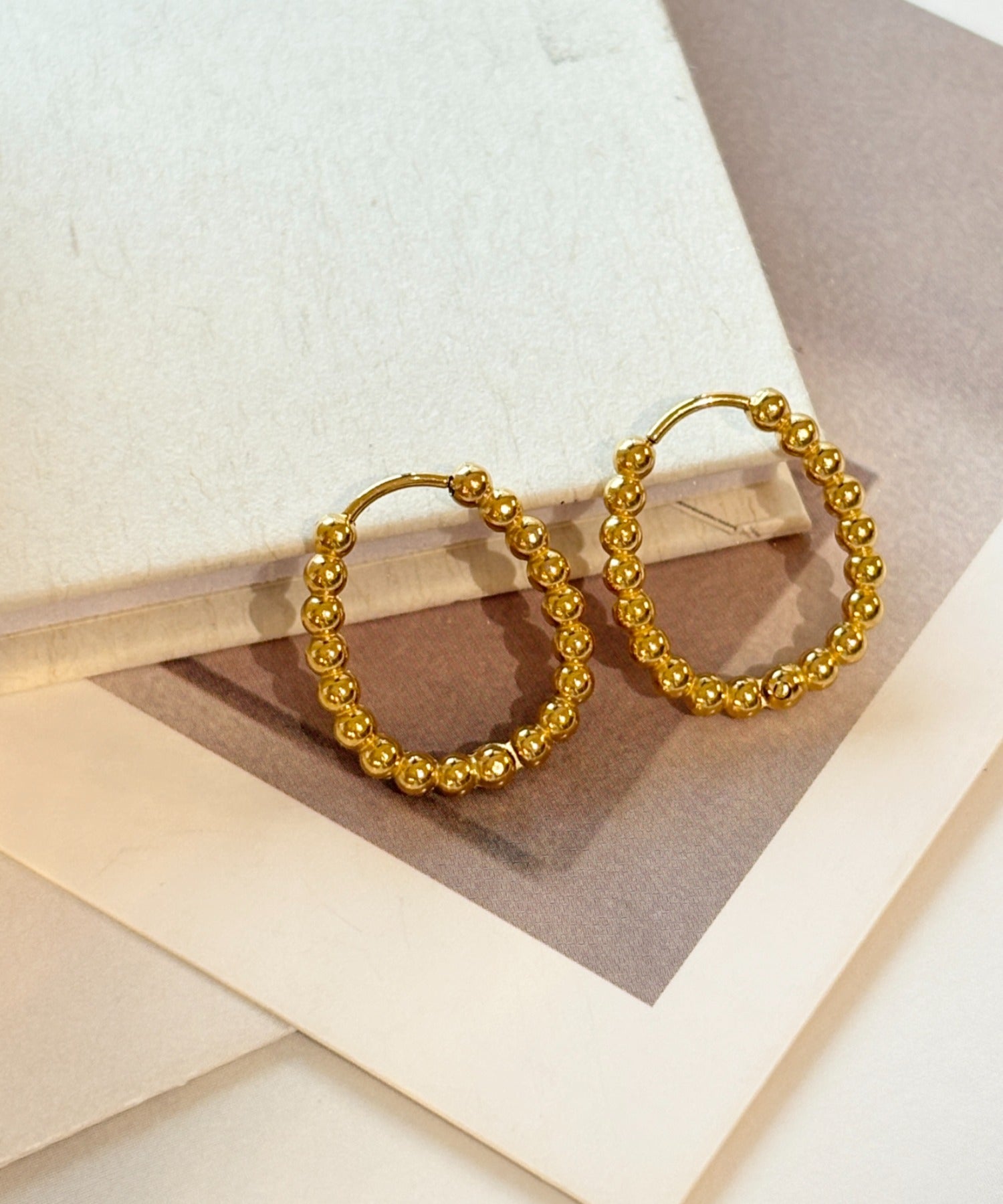 ciite' シーテ ピアス（両耳用） 【 金属アレルギー対応 】ボールモチーフ フープピアス サージカルステンレス（両耳用）