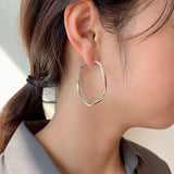 ciite' シーテ ピアス（両耳用） 【 金属アレルギー対応 】大ぶり ねじれフープピアス (両耳用) サージカルステンレス