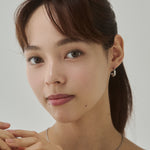 ciite' シーテ ピアス（両耳用） トライアングル ビジューピアス（両耳用）
