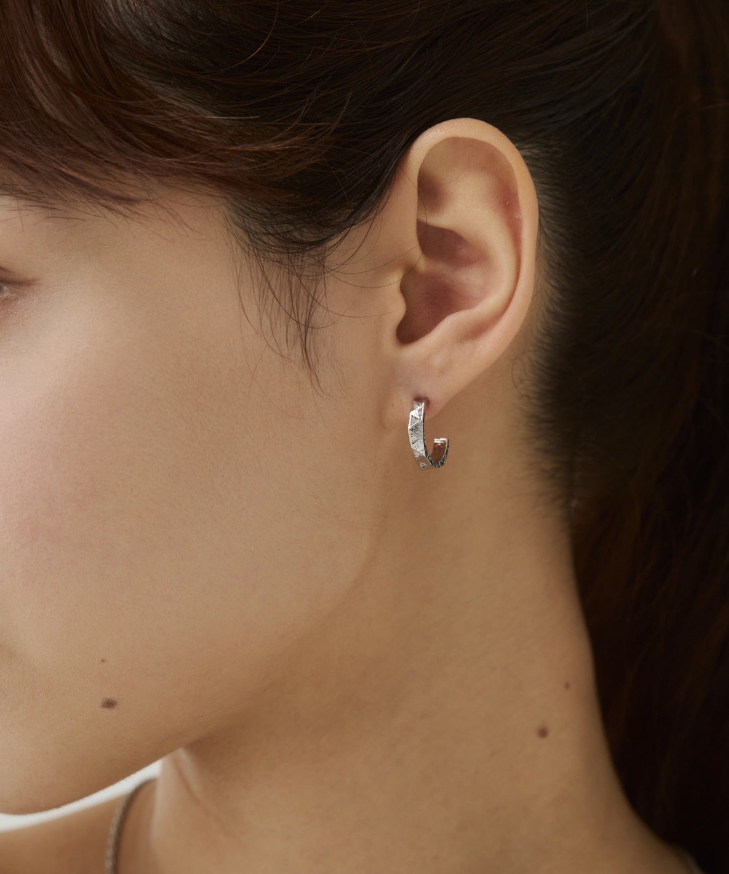 ciite' シーテ ピアス（両耳用） トライアングル ビジューピアス（両耳用）