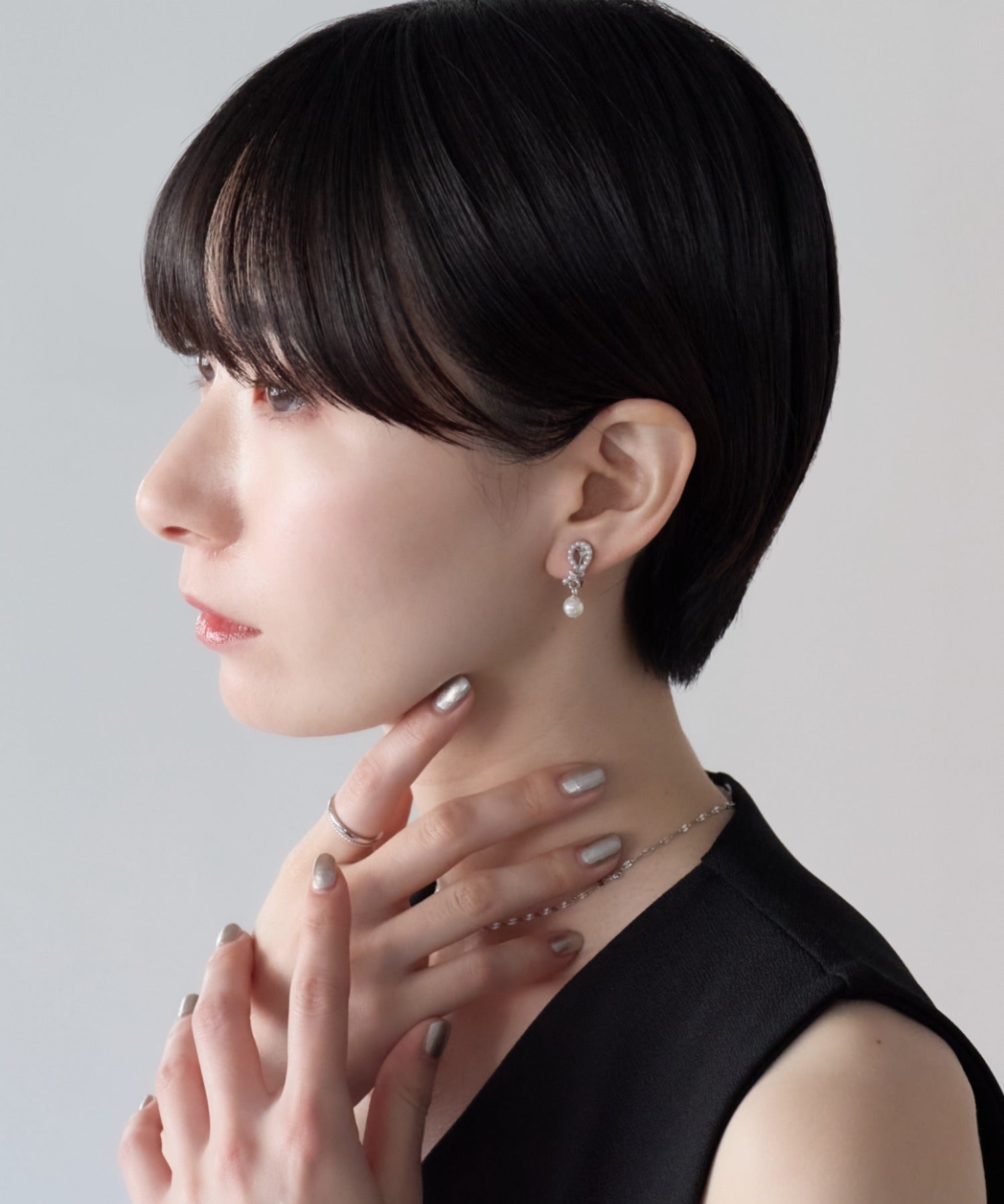 ciite' シーテ イヤリング シリコン付 デザインビジュー パールイヤリング