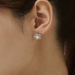 ciite' シーテ ピアス（両耳用） パール フラワーピアス（両耳用）