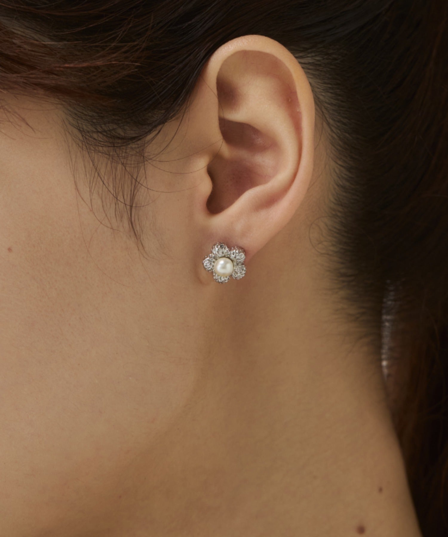 ciite' シーテ ピアス（両耳用） パール フラワーピアス（両耳用）