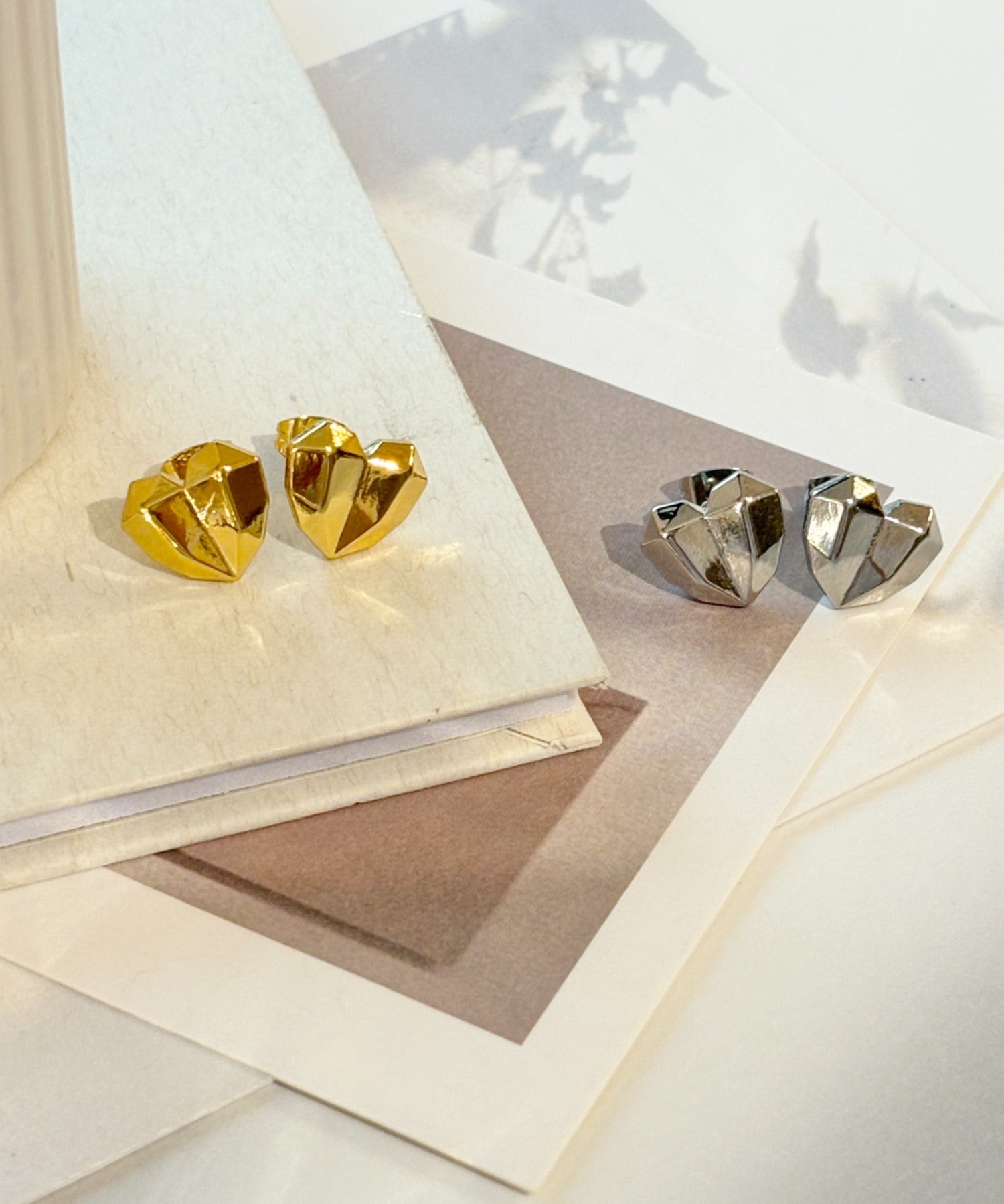 ciite' シーテ ピアス（両耳用） 【 金属アレルギー対応 】デザインハートピアス サージカルステンレス（両耳用）