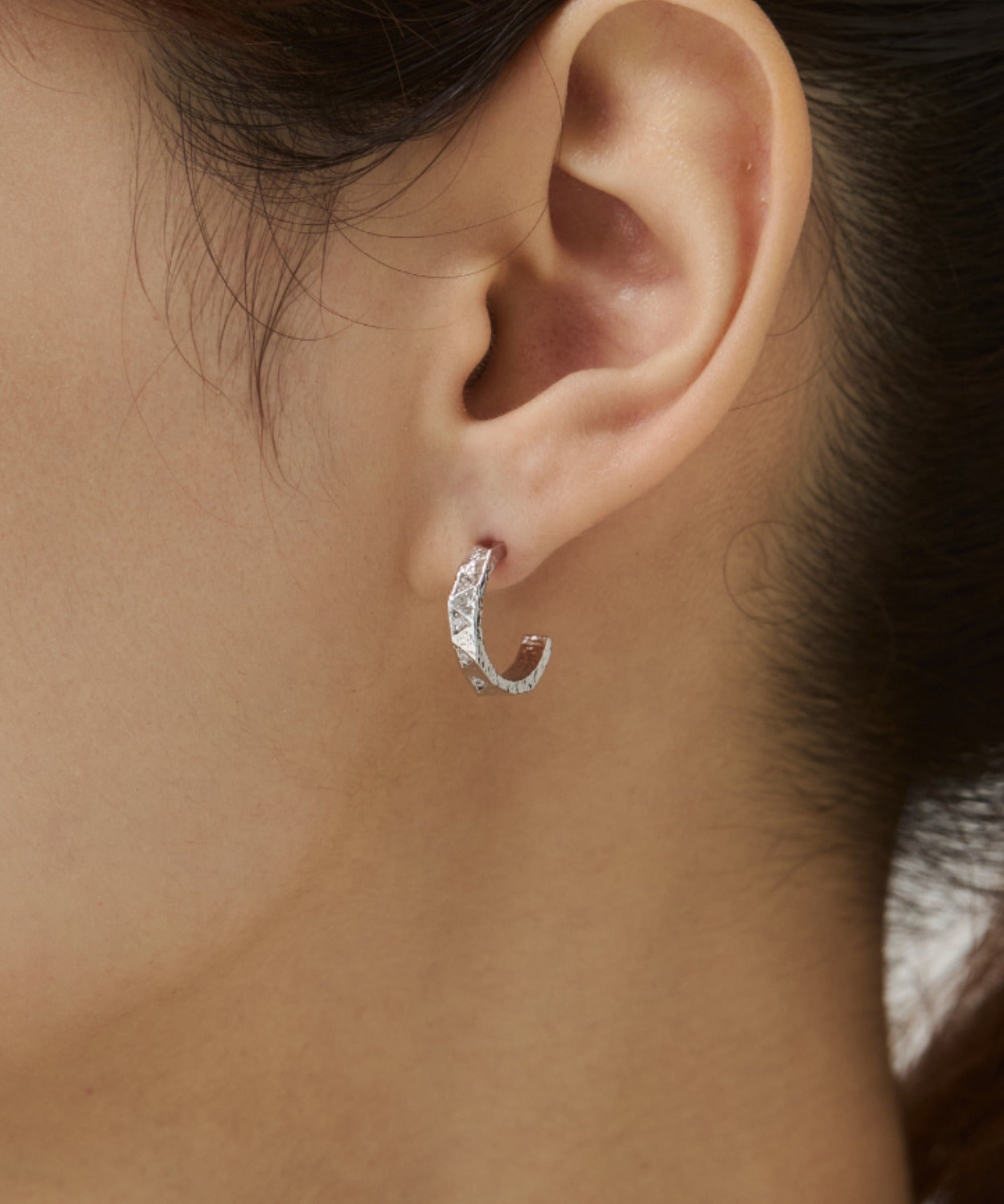 ciite' シーテ ピアス（両耳用） トライアングル ビジューピアス（両耳用）