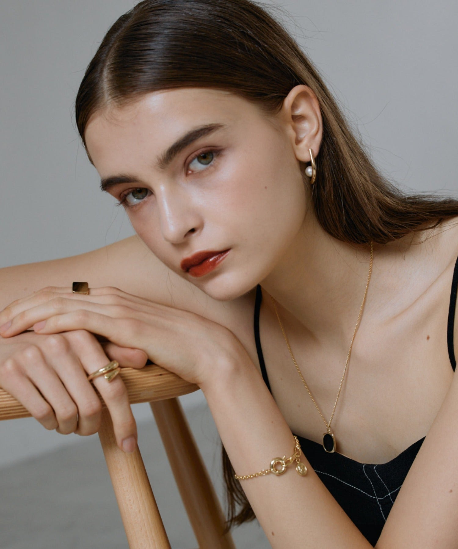 ciite' シーテ ピアス（両耳用） 【 金属アレルギー対応 】パールキャッチ デザインピアス サージカルステンレス