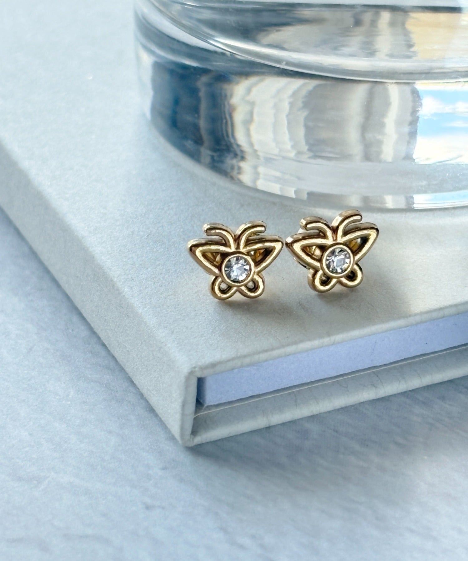 ciite' シーテ ピアス（両耳用） 【 金属アレルギー対応 】ミニビジューバタフライピアス サージカルステンレス（両耳用）