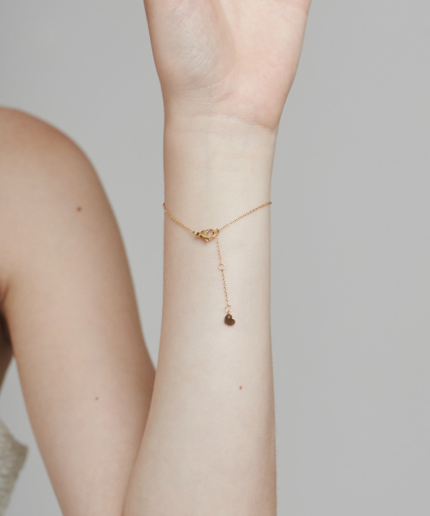 ciite' シーテ ブレスレット 【 金属アレルギー対応 】 クロスビジューブレスレット サージカルステンレス