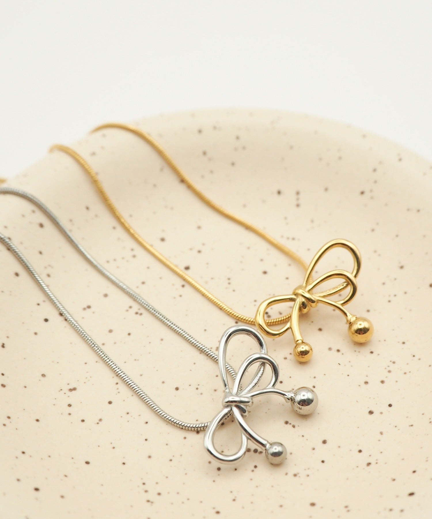 ciite' シーテ ネックレス 【 金属アレルギー対応 】 ミニリボンネックレス サージカルステンレス