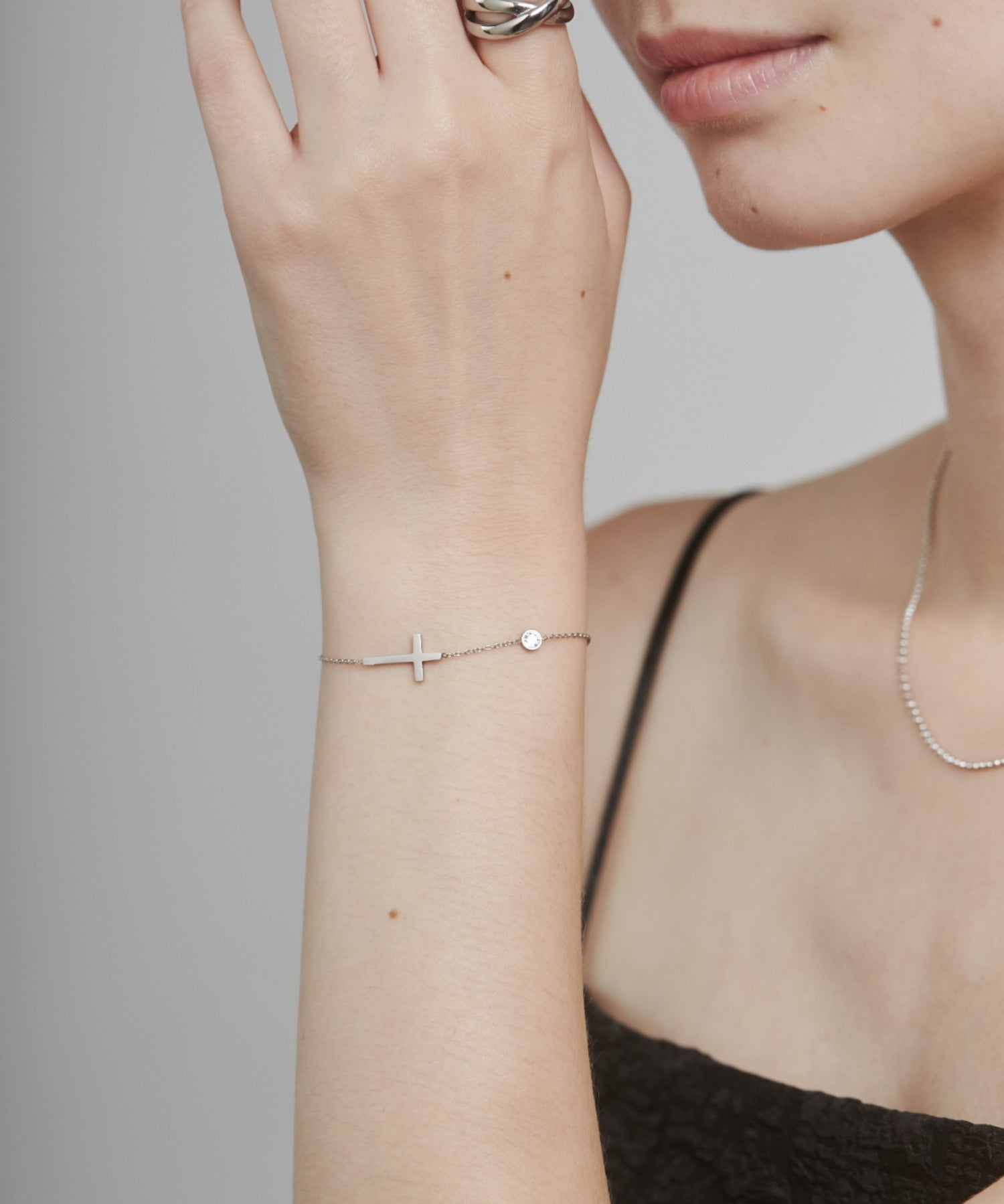 ciite' シーテ ブレスレット 【 金属アレルギー対応 】 クロスビジューブレスレット サージカルステンレス