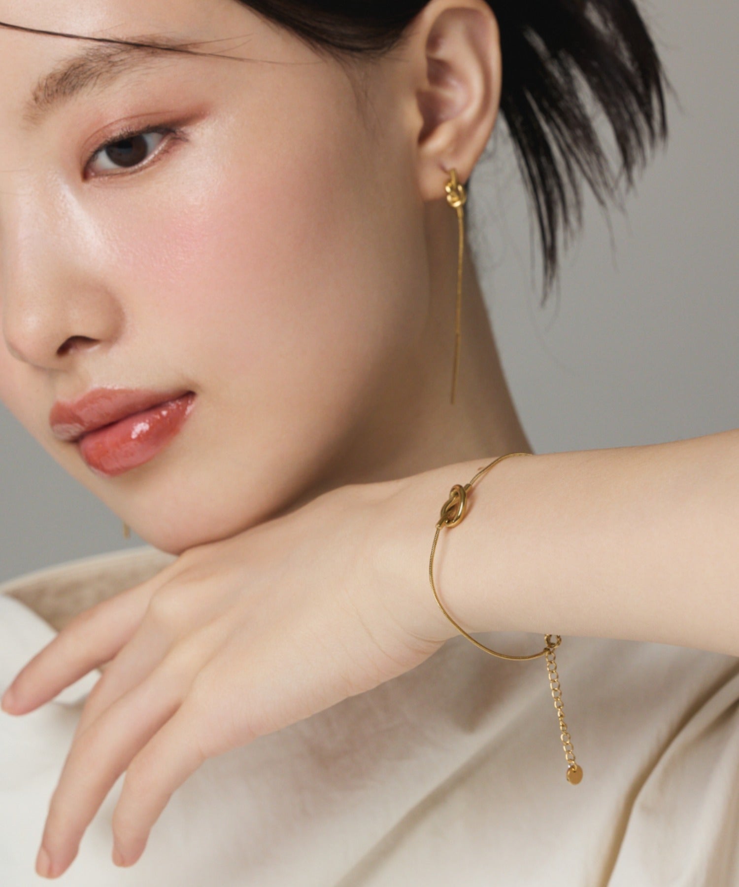 ciite' シーテ ピアス（両耳用） 【 金属アレルギー対応 】 ノットチェーンピアス サージカルステンレス (両耳用)