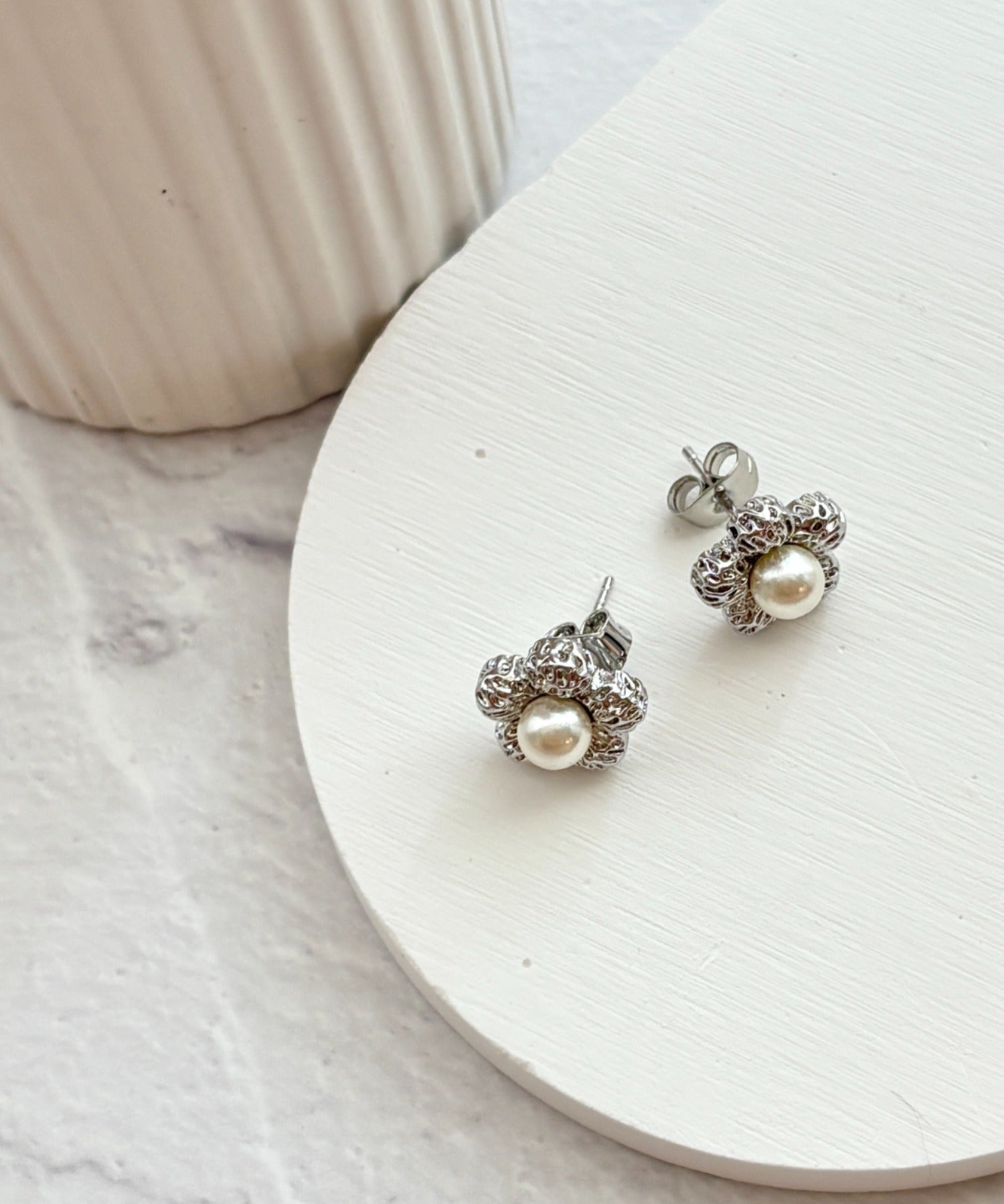 ciite' シーテ ピアス（両耳用） パール フラワーピアス（両耳用）