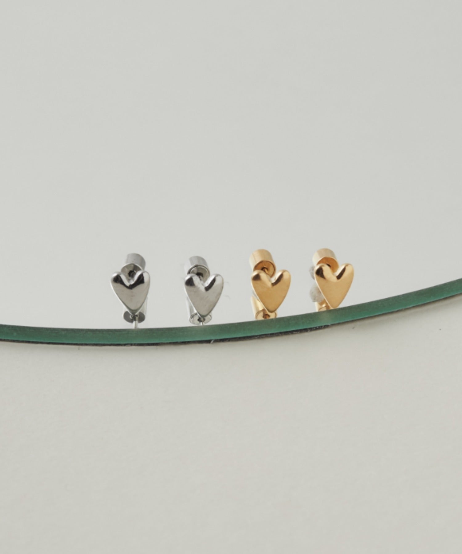 ciite' シーテ ピアス（両耳用） 【 金属アレルギー対応 】 ミニハートピアス サージカルステンレス (両耳用)