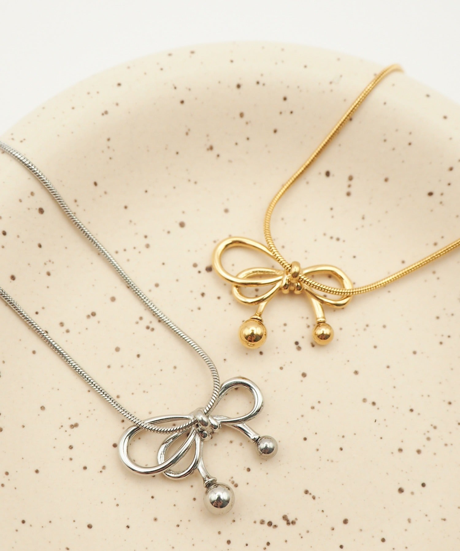 ciite' シーテ ネックレス 【 金属アレルギー対応 】 ミニリボンネックレス サージカルステンレス