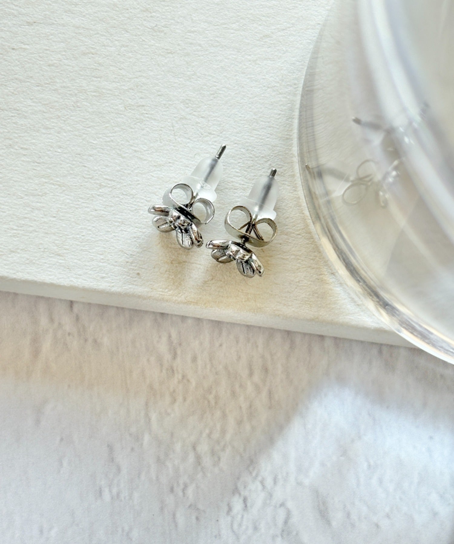 ciite' シーテ ピアス（両耳用） 【 金属アレルギー対応 】フラワーモチーフピアス サージカルステンレス（両耳用）