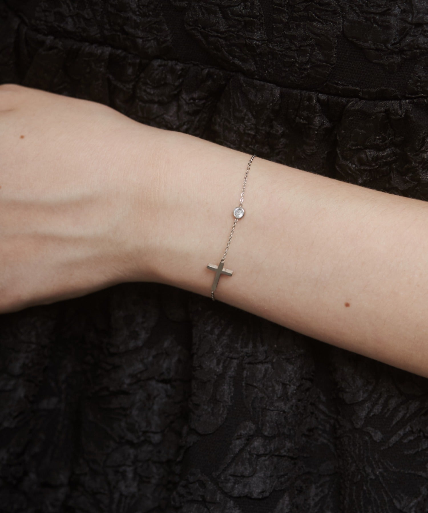 ciite' シーテ ブレスレット 【 金属アレルギー対応 】 クロスビジューブレスレット サージカルステンレス