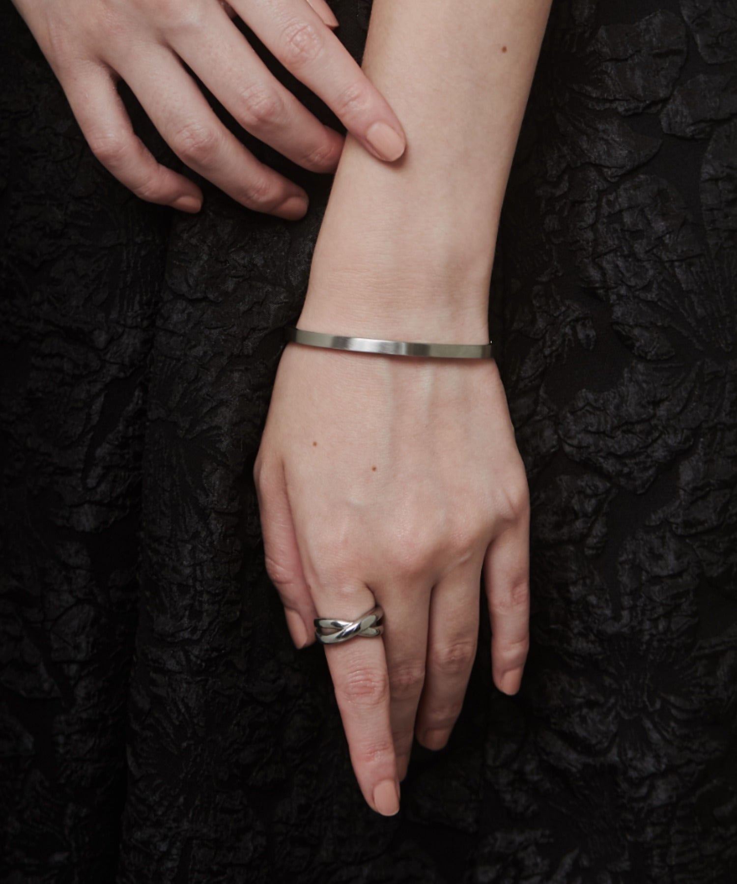 ciite' シーテ ブレスレット 【 金属アレルギー対応 】 シンプルバングル サージカルステンレス