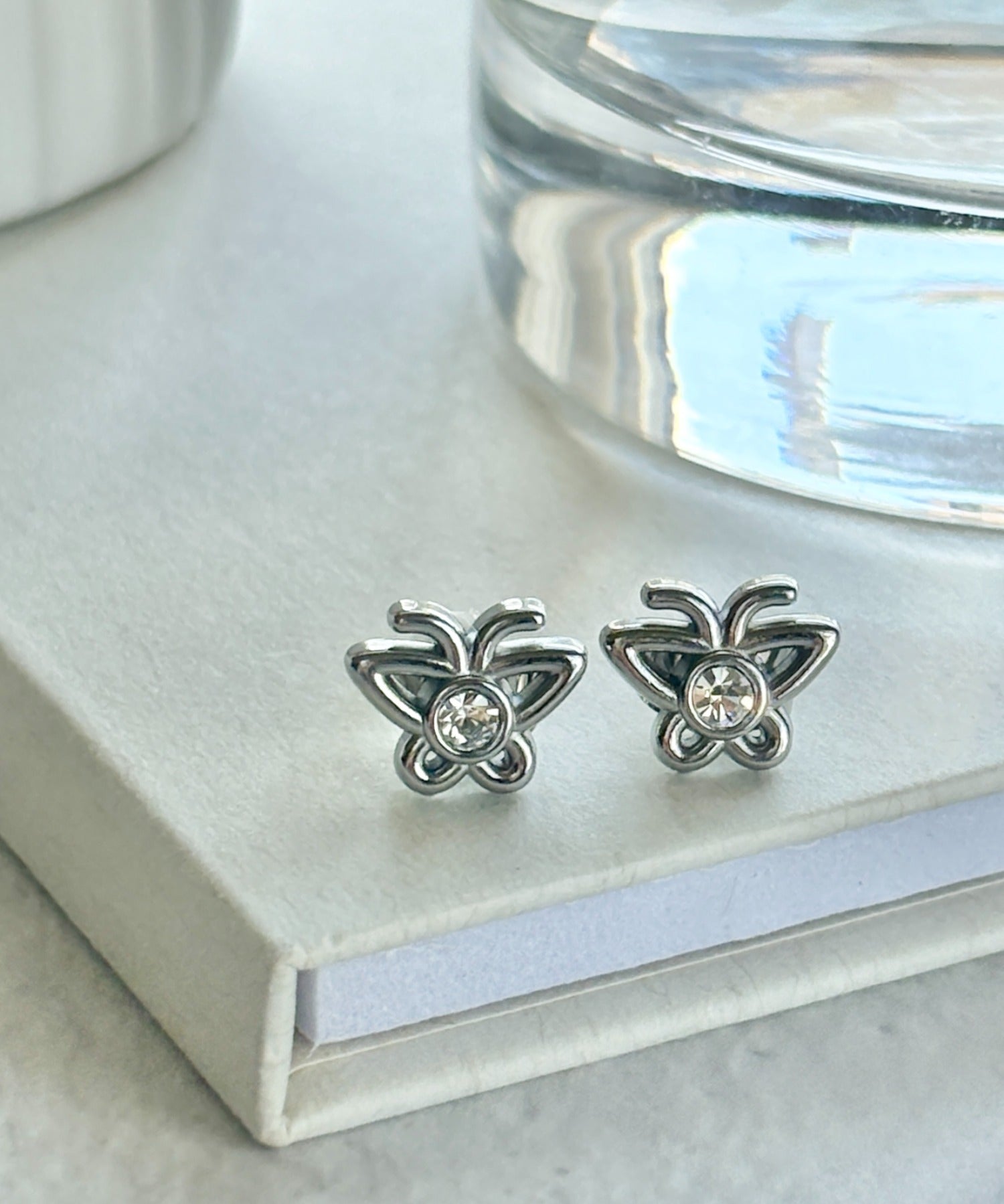 ciite' シーテ ピアス（両耳用） 【 金属アレルギー対応 】ミニビジューバタフライピアス サージカルステンレス（両耳用）