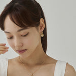 ciite' シーテ ピアス（両耳用） フラワービジュー フープピアス（両耳用）