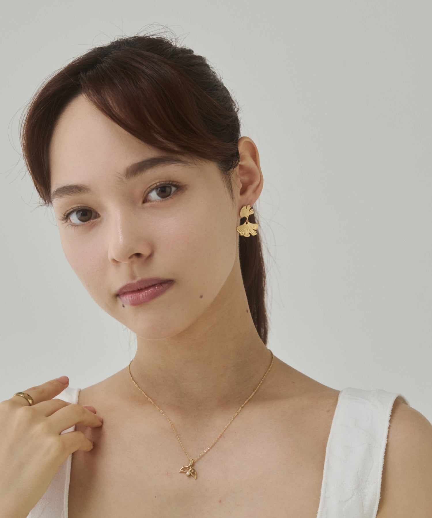 ciite' シーテ ピアス（両耳用） 【 金属アレルギー対応 】フラワーモチーフピアス サージカルステンレス（両耳用）