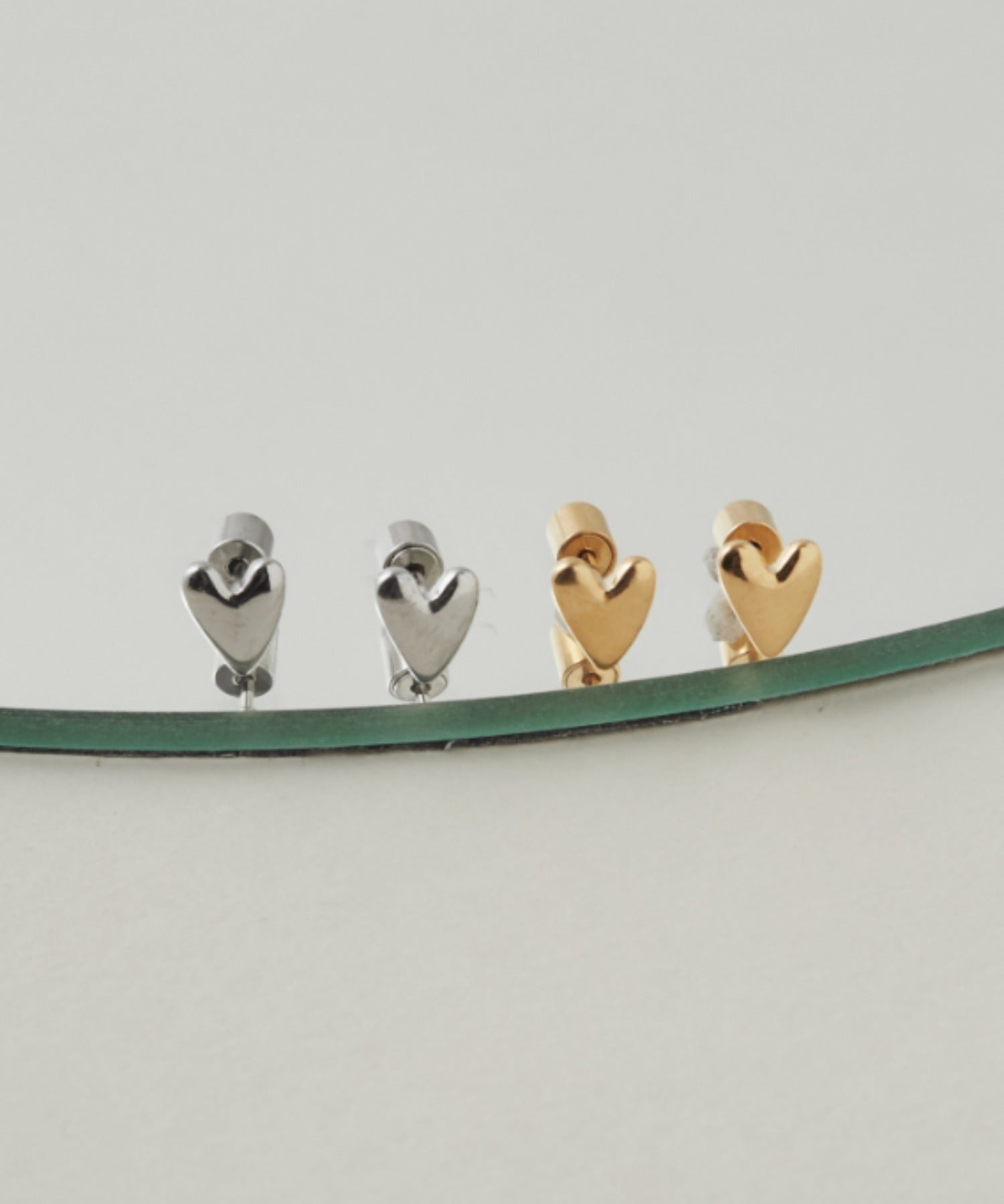 ciite' シーテ ピアス（両耳用） 【 金属アレルギー対応 】 ミニハートピアス サージカルステンレス (両耳用)