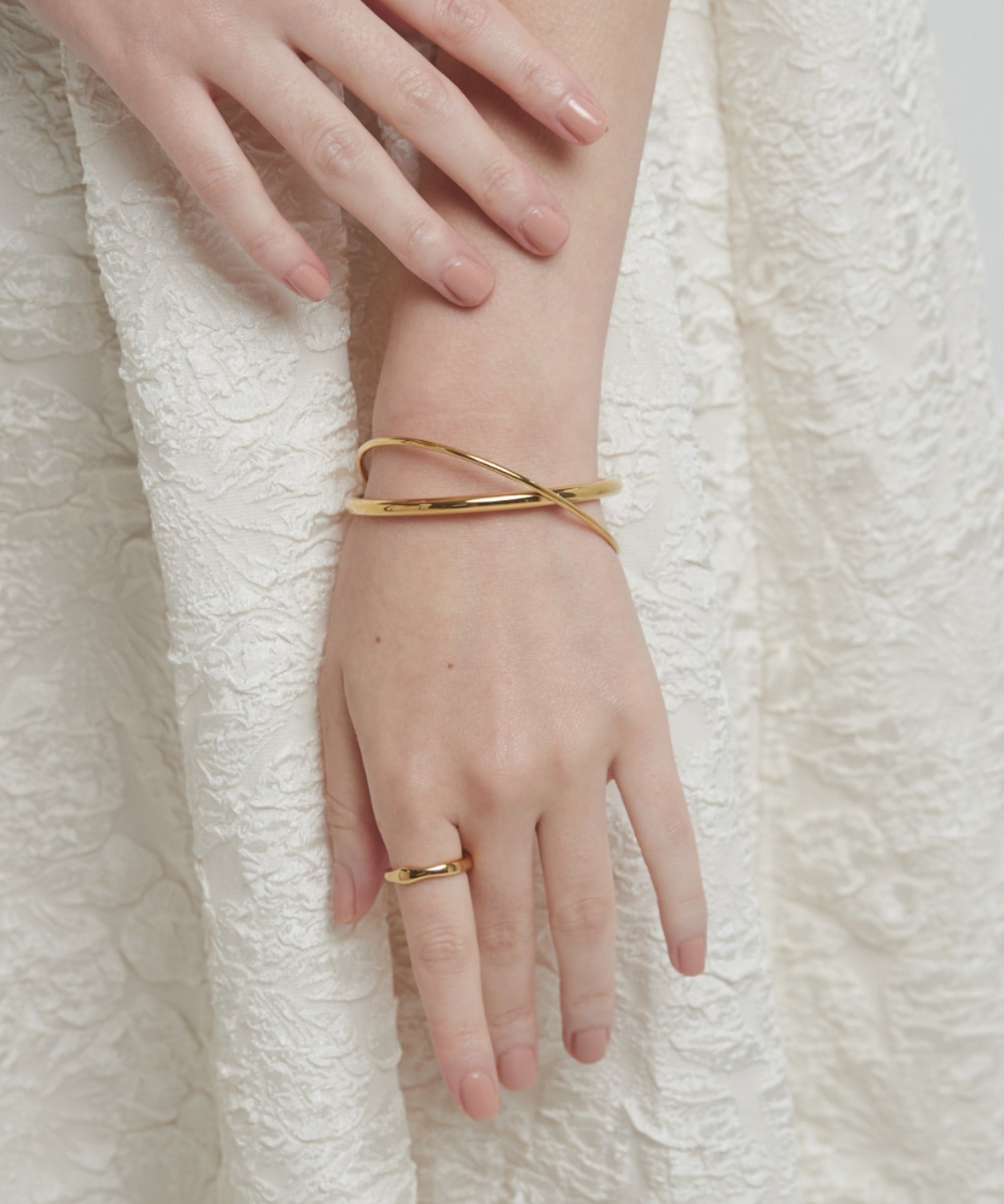 ciite' シーテ ブレスレット 【 金属アレルギー対応 】 クロスバングル サージカルステンレス