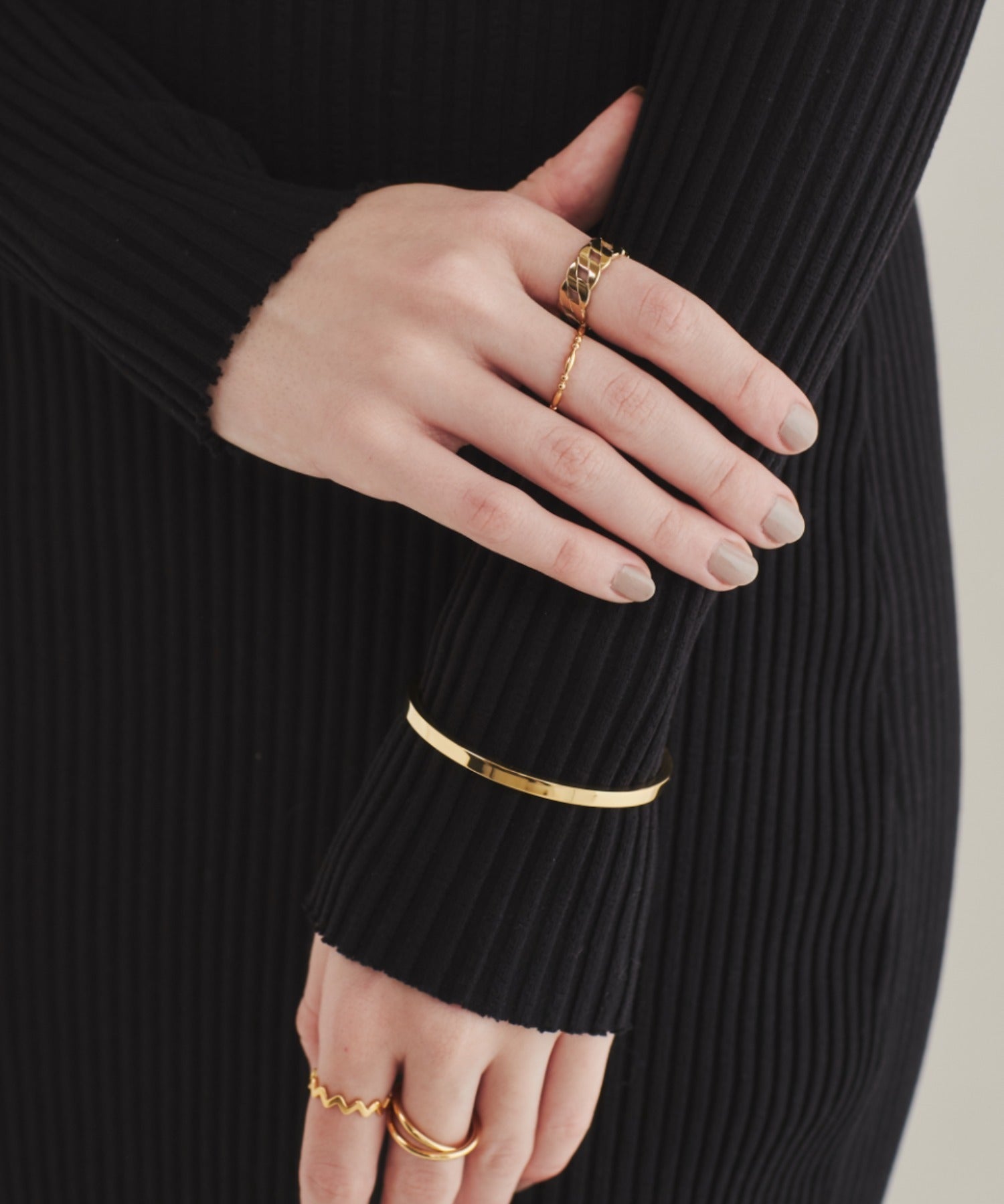 ciite' シーテ ブレスレット 【 金属アレルギー対応 】 ハートビジュー シンプルブレスレット / バングル サージカルステンレス