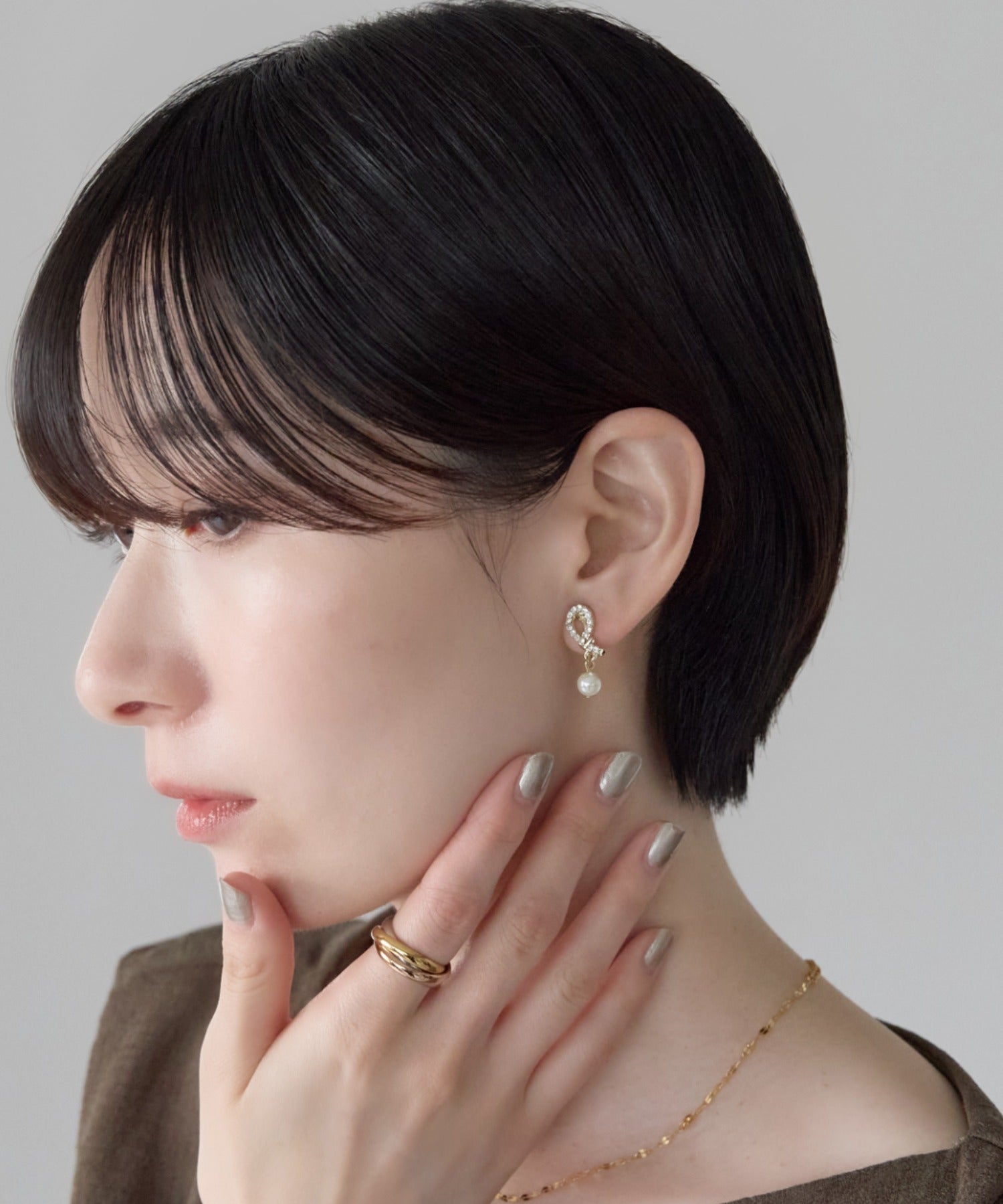 ciite' シーテ イヤリング シリコン付 デザインパールビジュー イヤリング