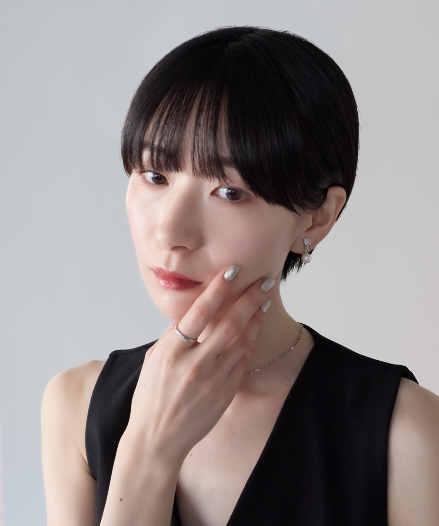 ciite' シーテ イヤリング シリコン付 デザインビジューパール イヤリング