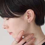 ciite' シーテ ピアス（両耳用） 【金属アレルギー対応】シンプルスクエア ピアス