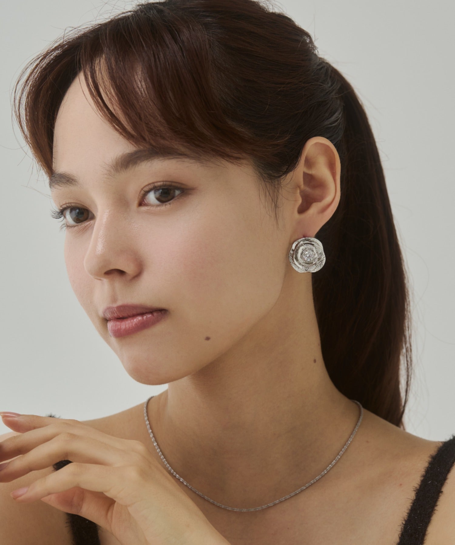 ciite' シーテ ピアス（両耳用） フラワービジューピアス（両耳用）