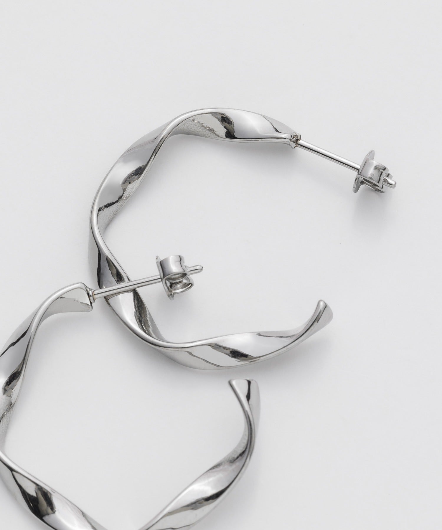 ciite' シーテ ピアス（両耳用） 【 金属アレルギー対応 】 ツイストフープピアス サージカルステンレス (両耳用)