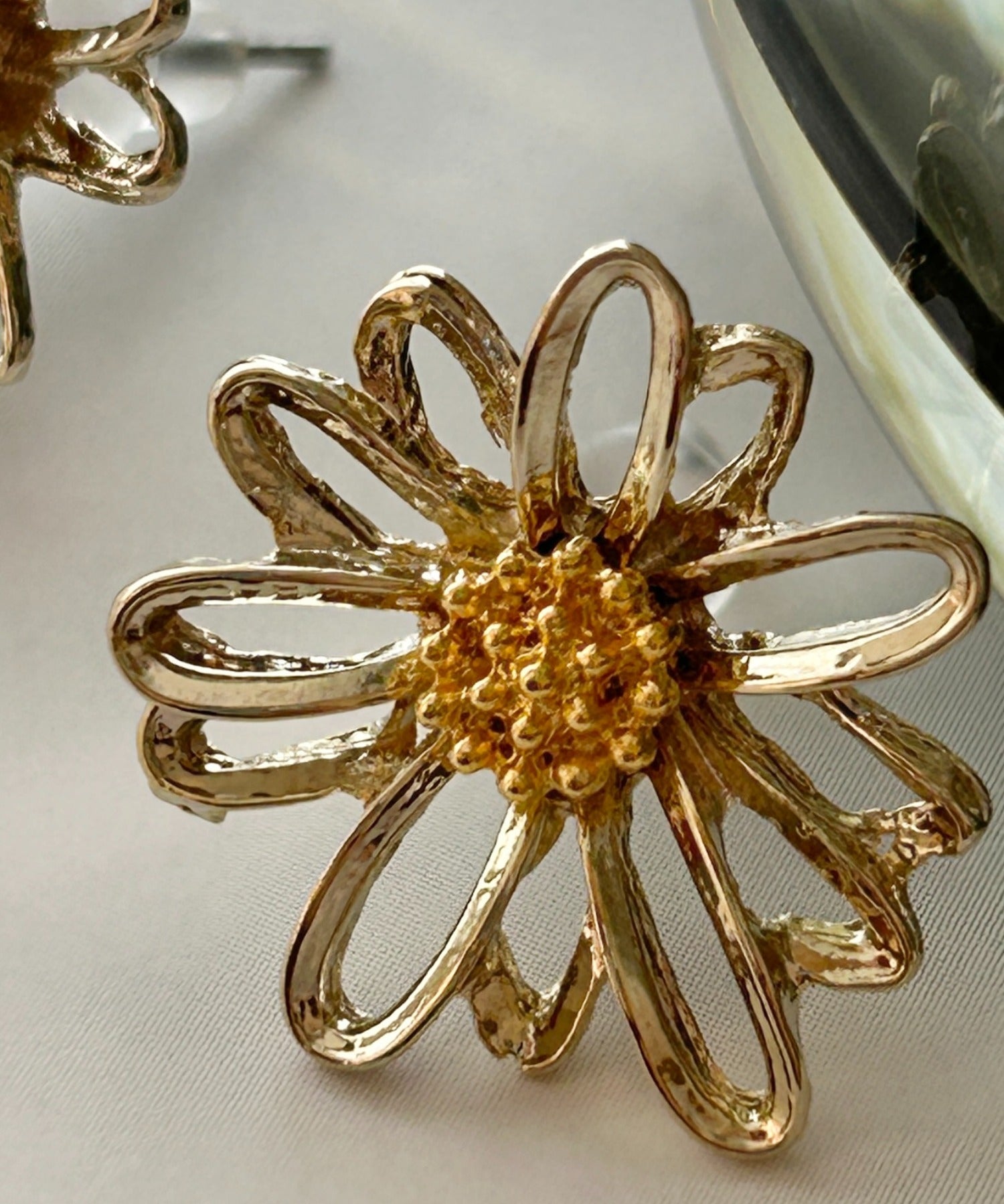 ciite' シーテ ピアス（両耳用） デイジーフルール ピアス
