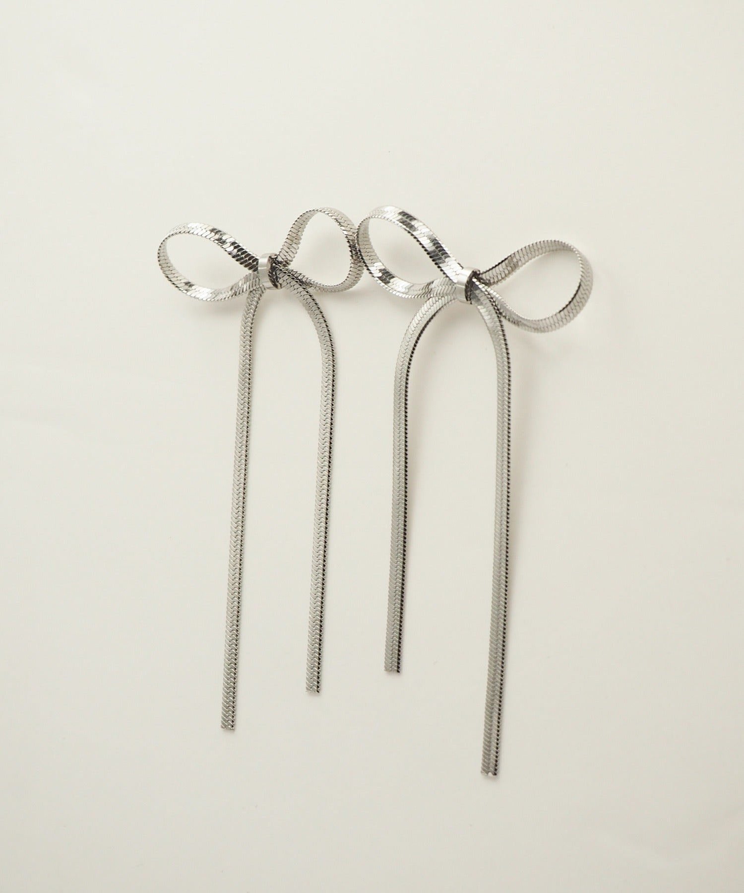 ciite' シーテ ピアス（両耳用） 【 金属アレルギー対応 】リボンピアス サージカルステンレス (両耳用)