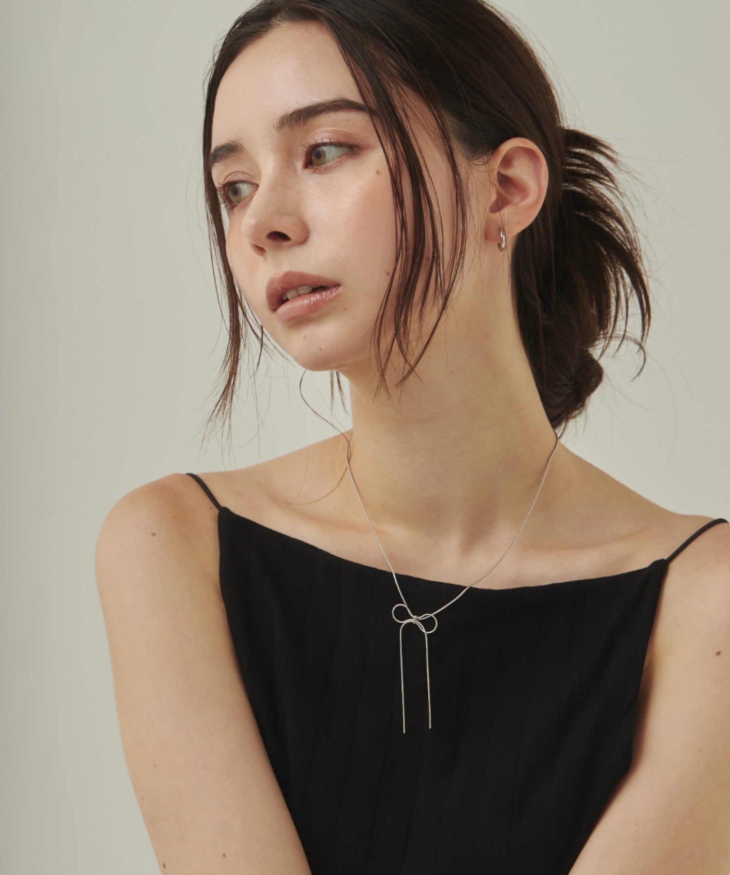 ciite' シーテ ネックレス 【 金属アレルギー対応 】 simple ribbon necklace / シンプル リボン ネックレス サージカルステンレス