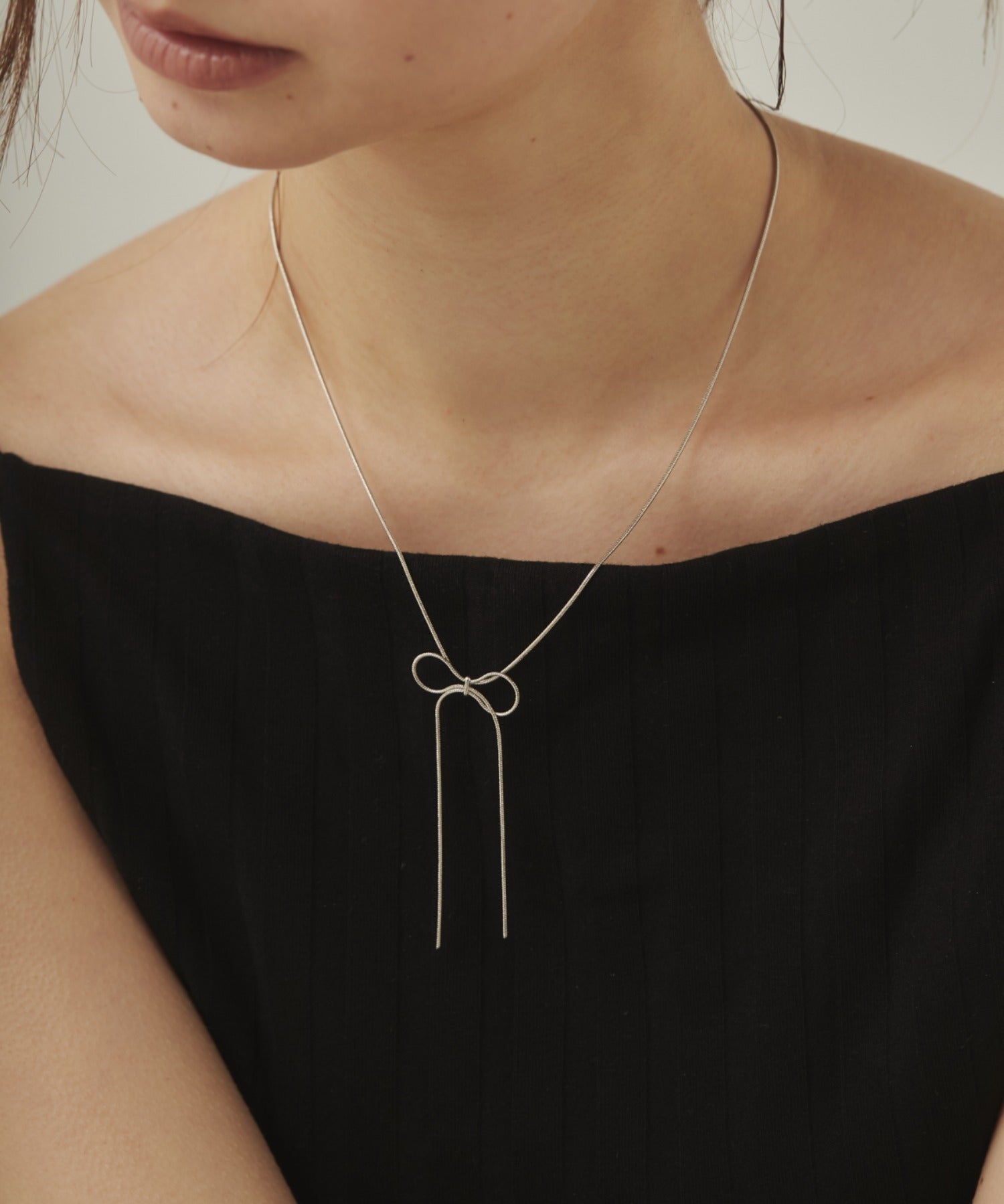 ciite' シーテ ネックレス 【 金属アレルギー対応 】 simple ribbon necklace / シンプル リボン ネックレス サージカルステンレス